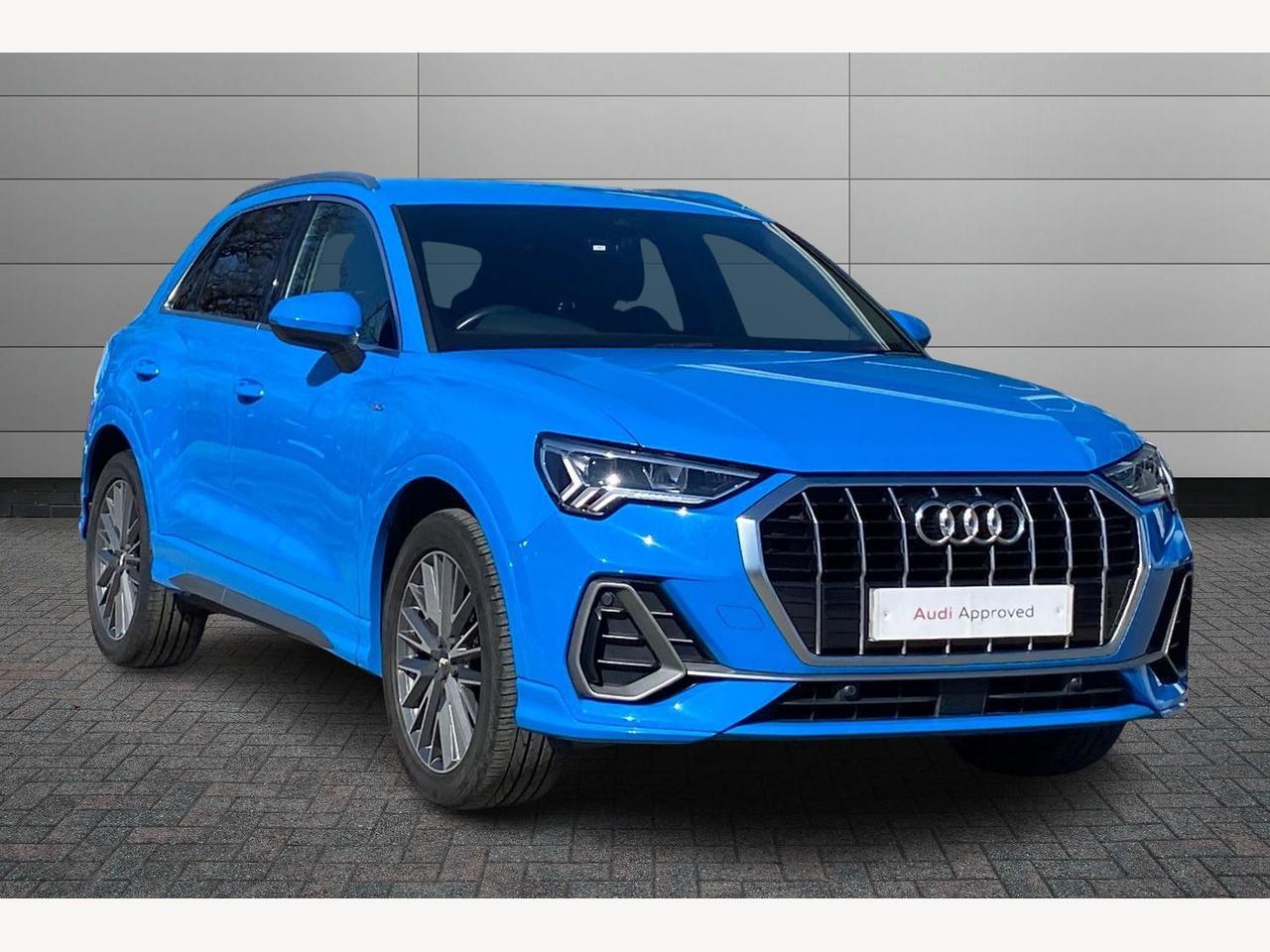 Main listing image - Audi Q3