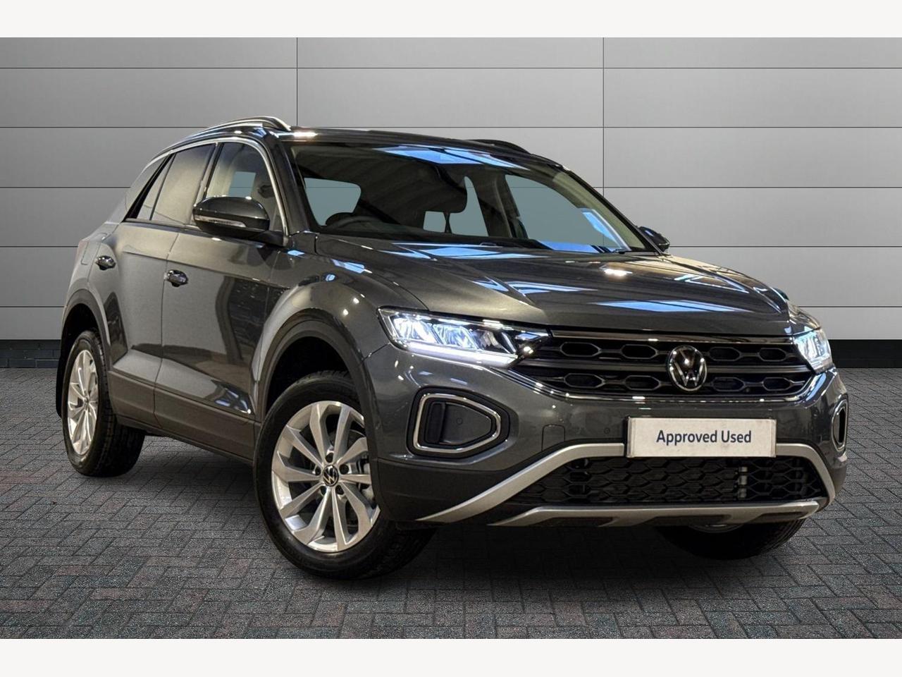 Main listing image - Volkswagen T-Roc