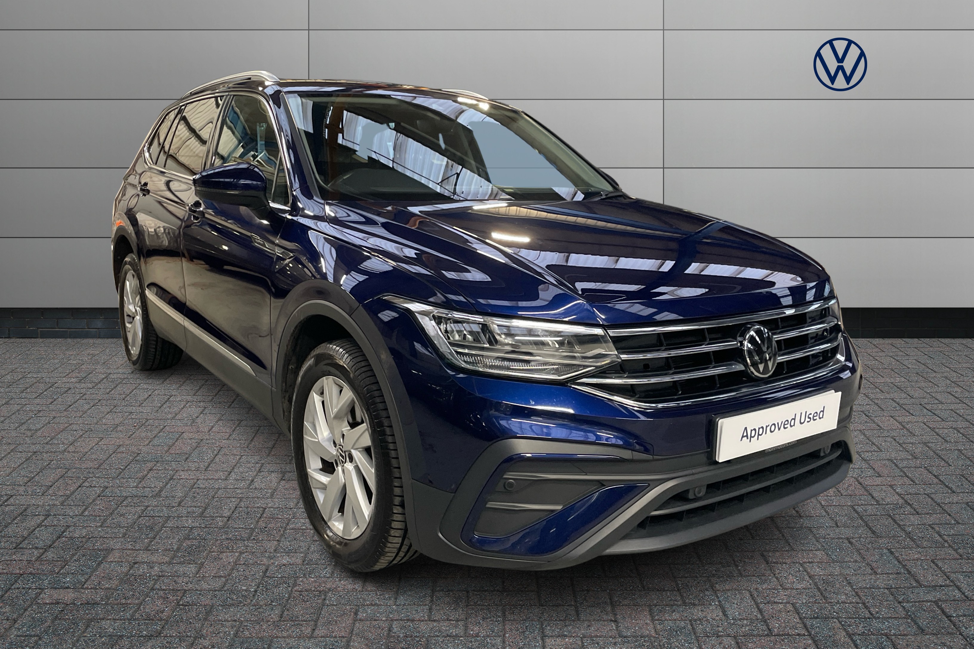 Main listing image - Volkswagen Tiguan Allspace