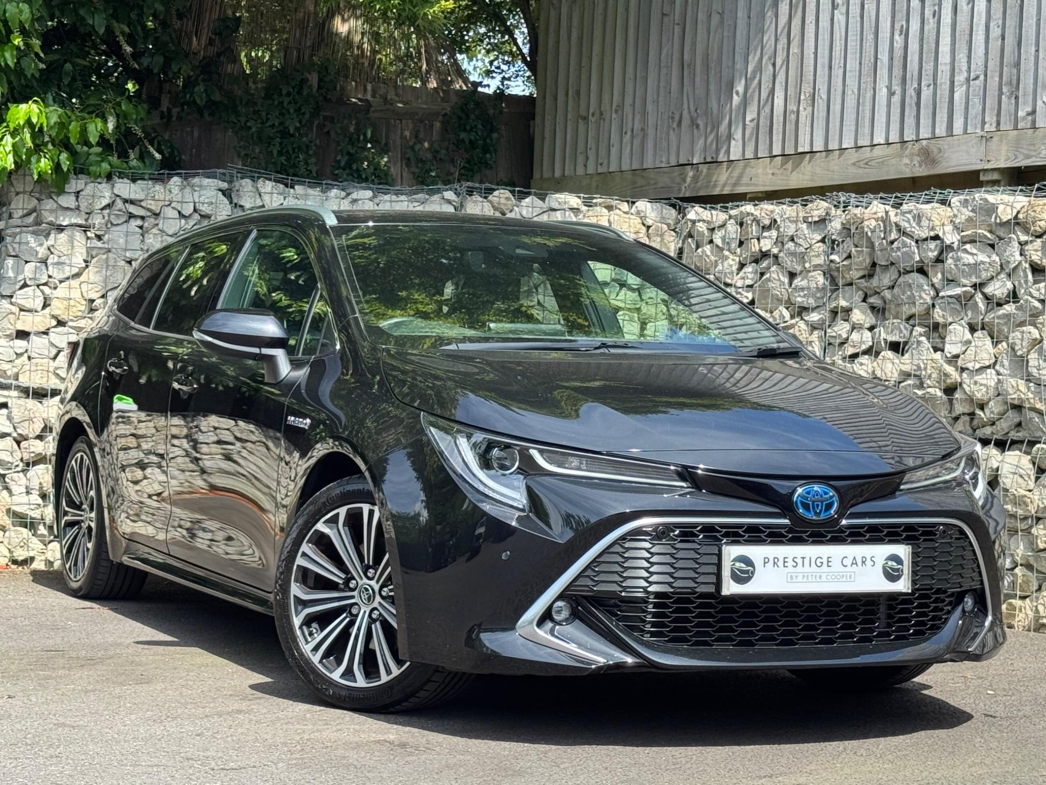 Main listing image - Toyota Corolla Touring Sport