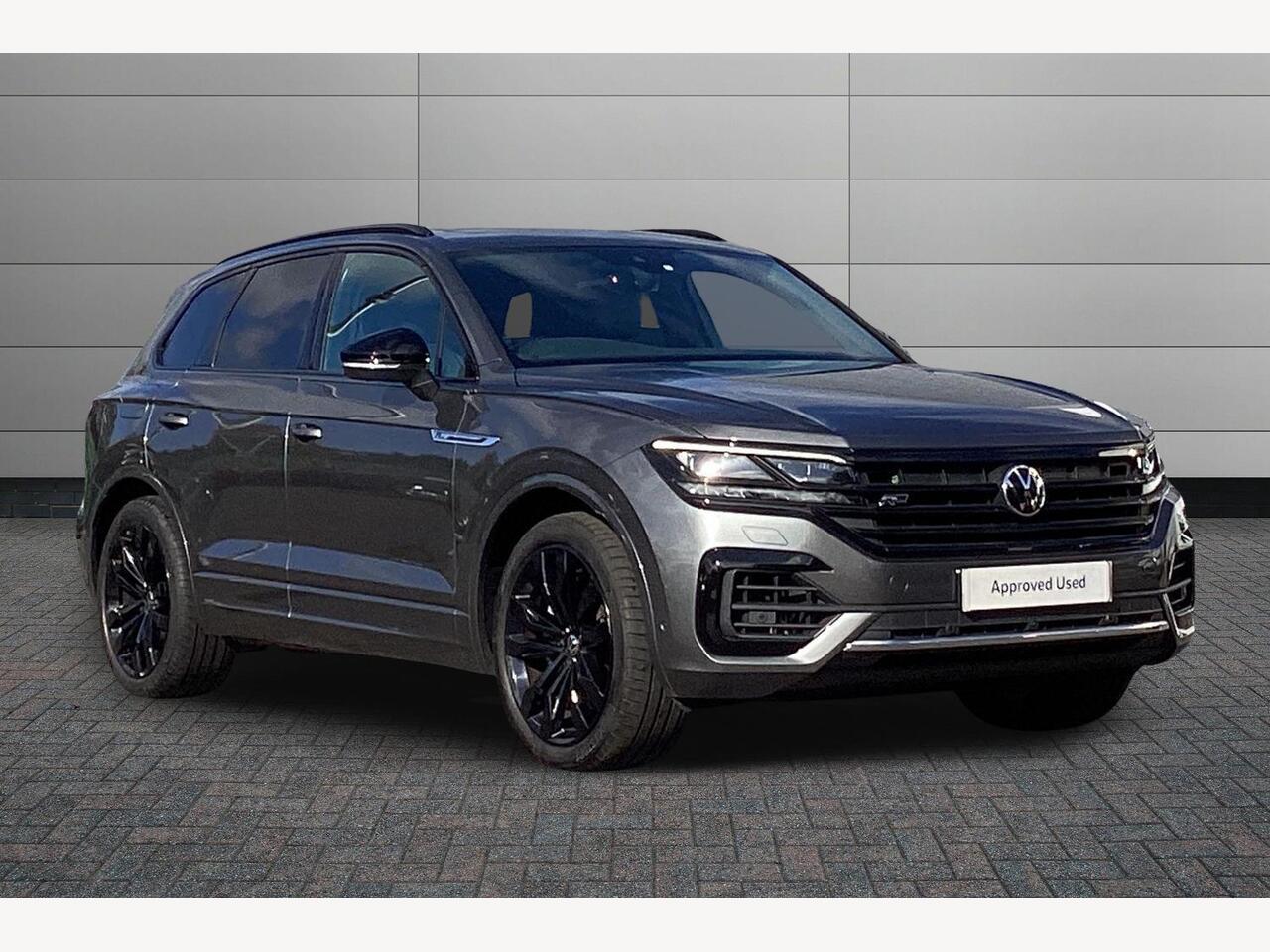 Main listing image - Volkswagen Touareg