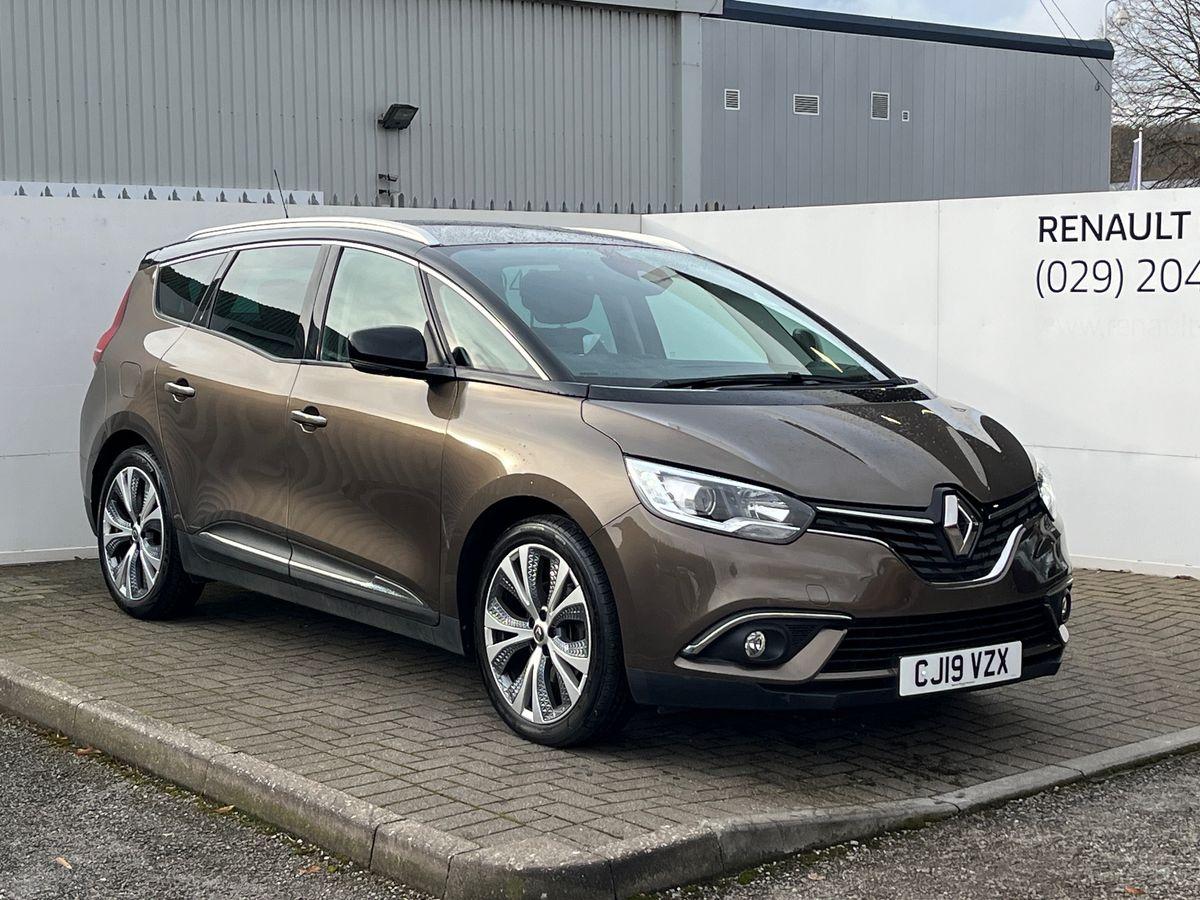 Main listing image - Renault Grand Scenic