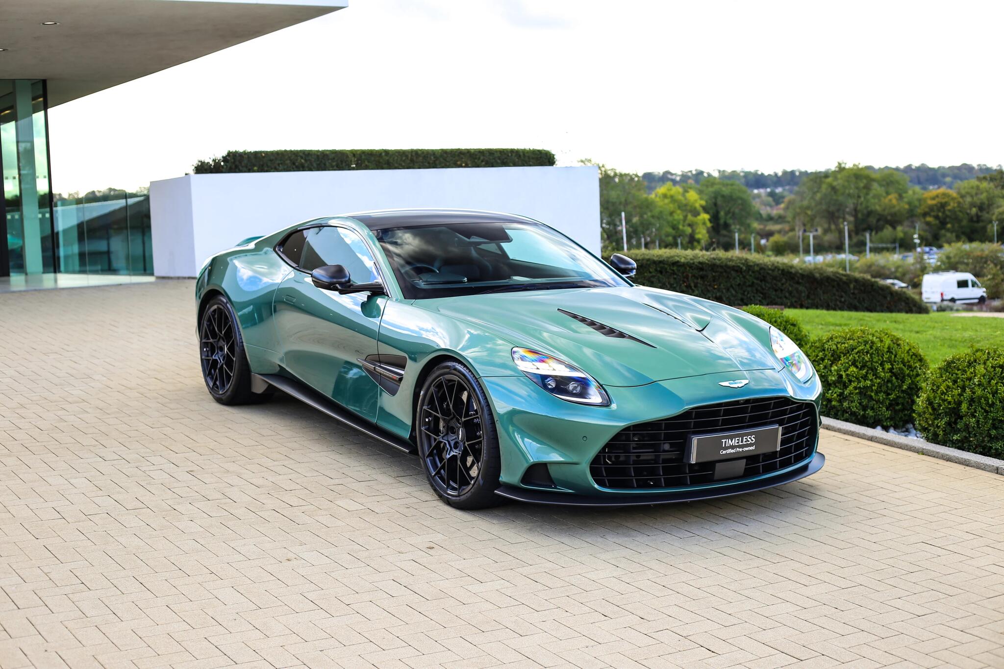 Main listing image - Aston Martin Vanquish