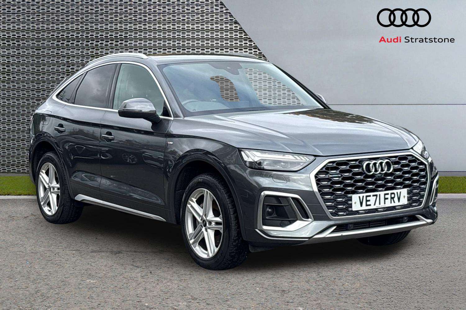 Main listing image - Audi Q5 Sportback