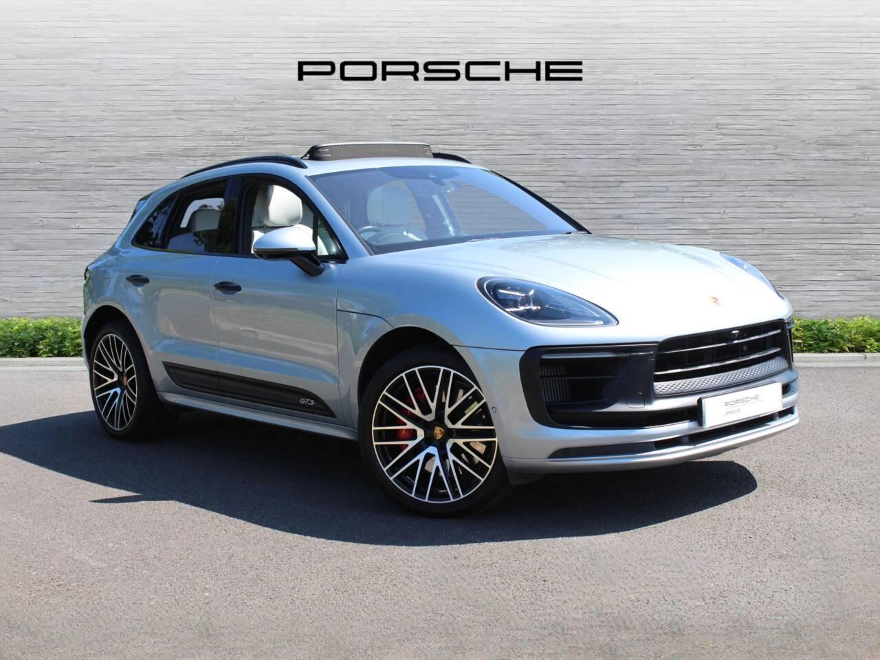 Main listing image - Porsche Macan