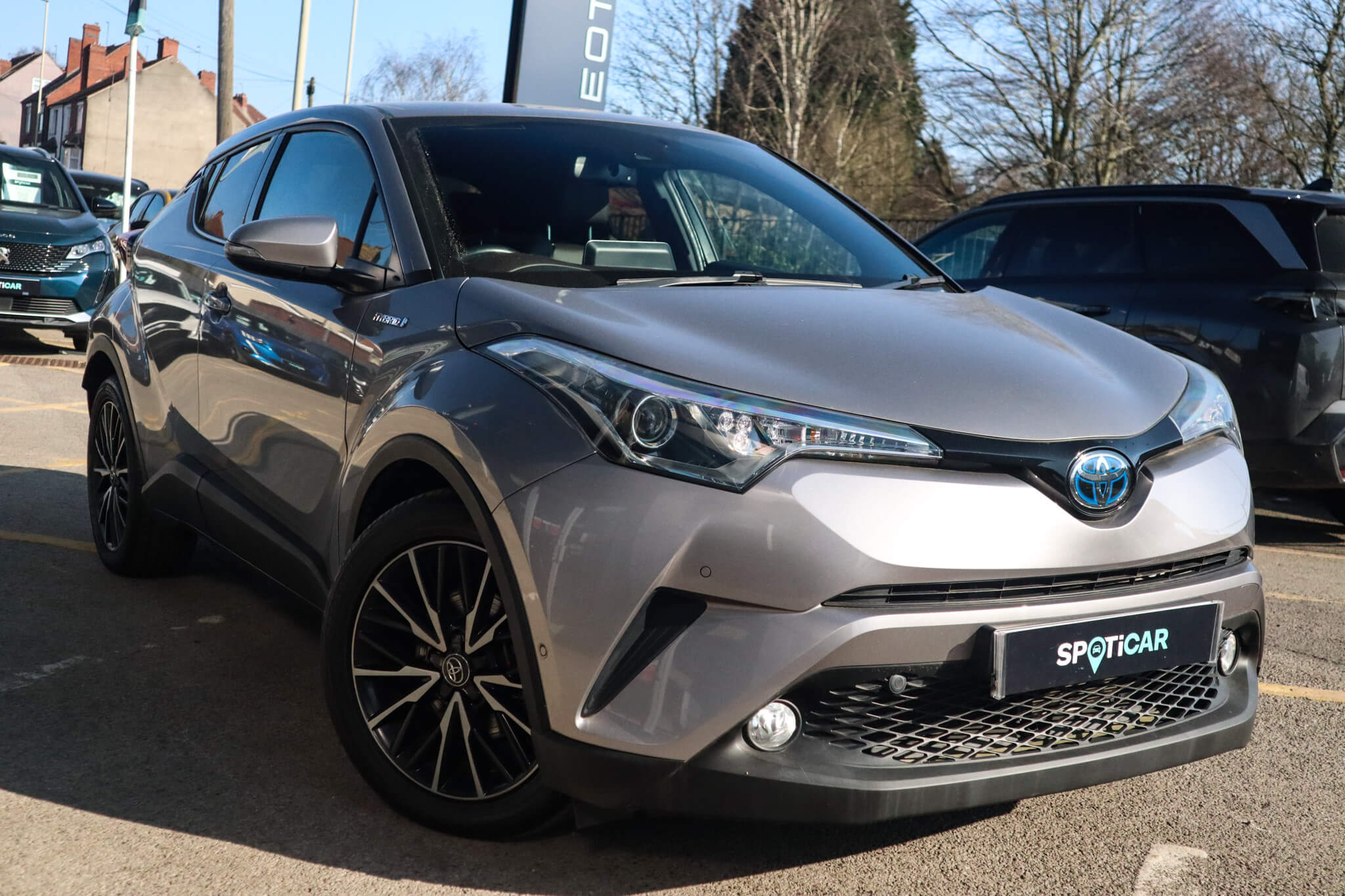 Main listing image - Toyota C-HR