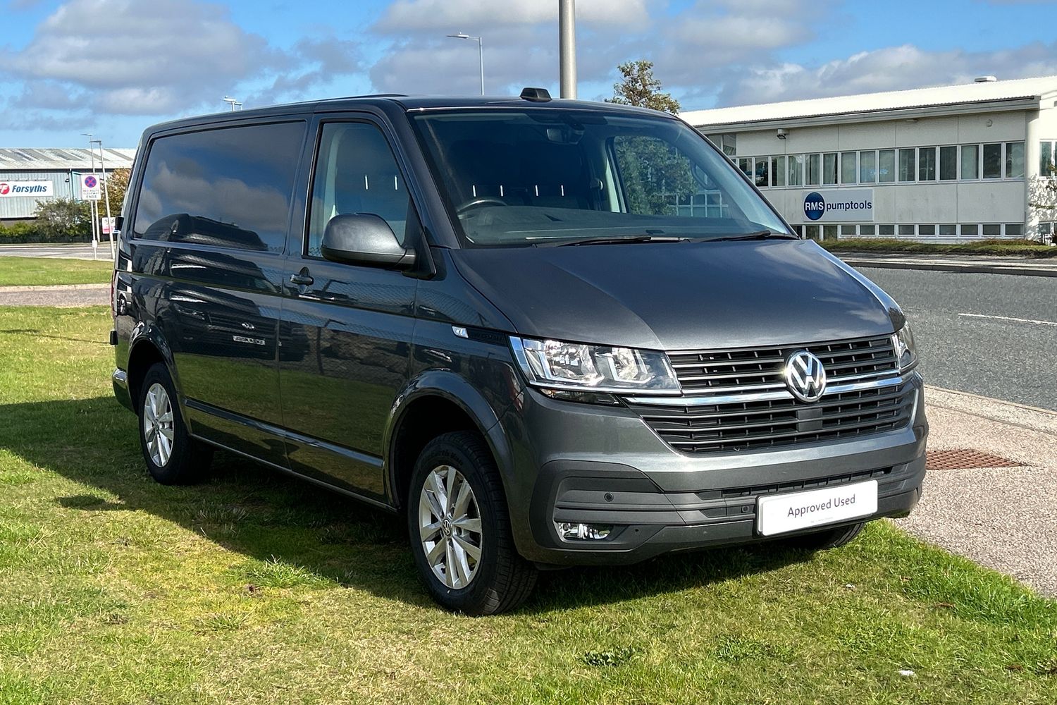 Main listing image - Volkswagen Transporter
