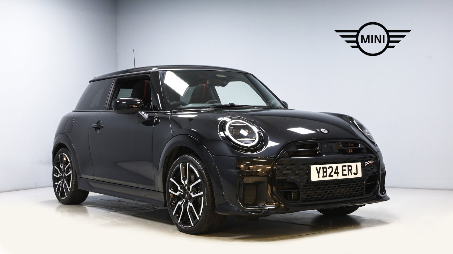 Main listing image - MINI Hatchback