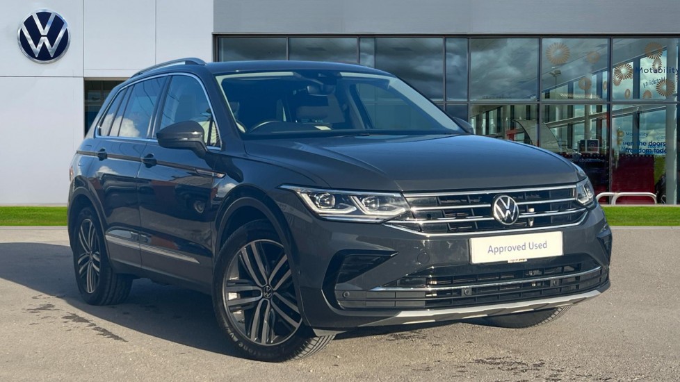 Main listing image - Volkswagen Tiguan