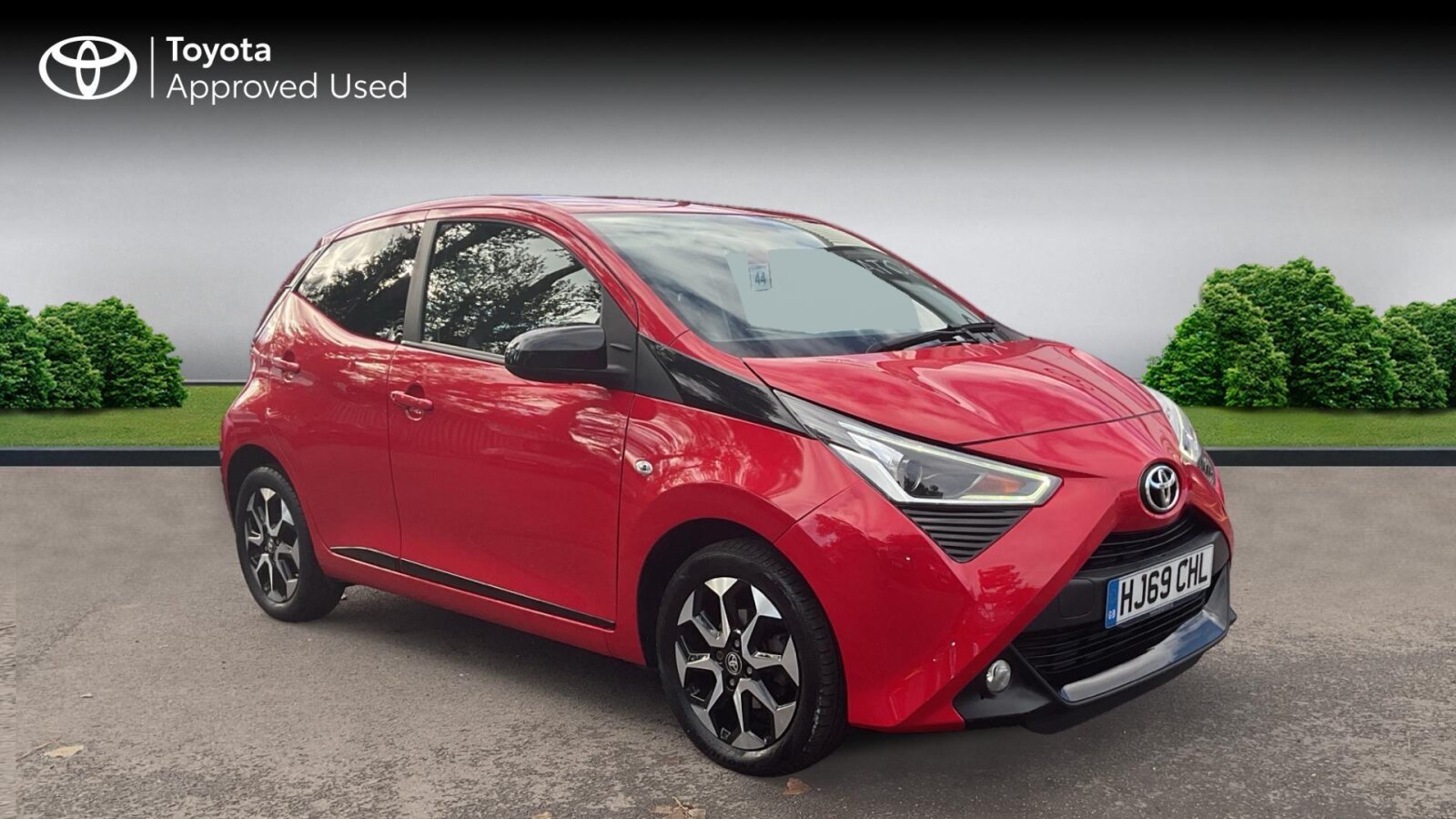 Main listing image - Toyota Aygo