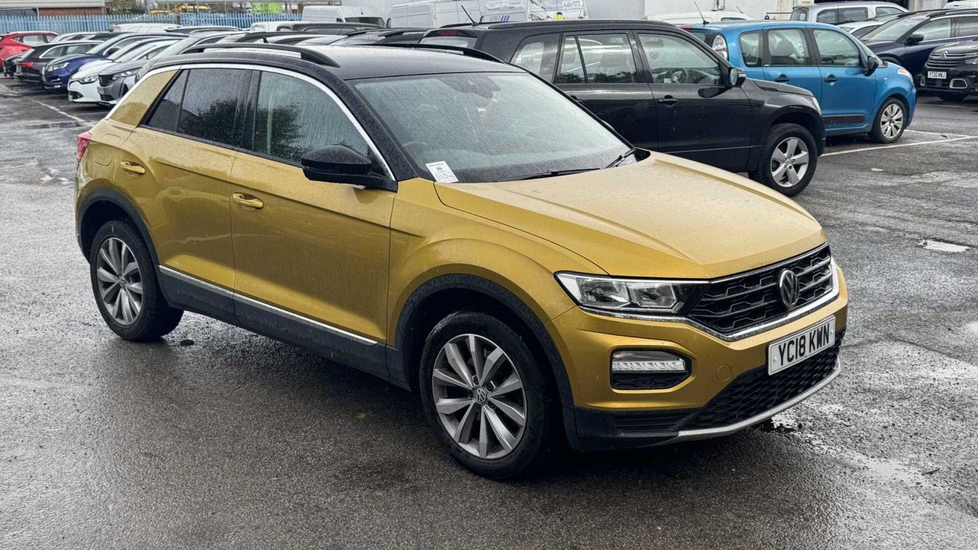 Main listing image - Volkswagen T-Roc