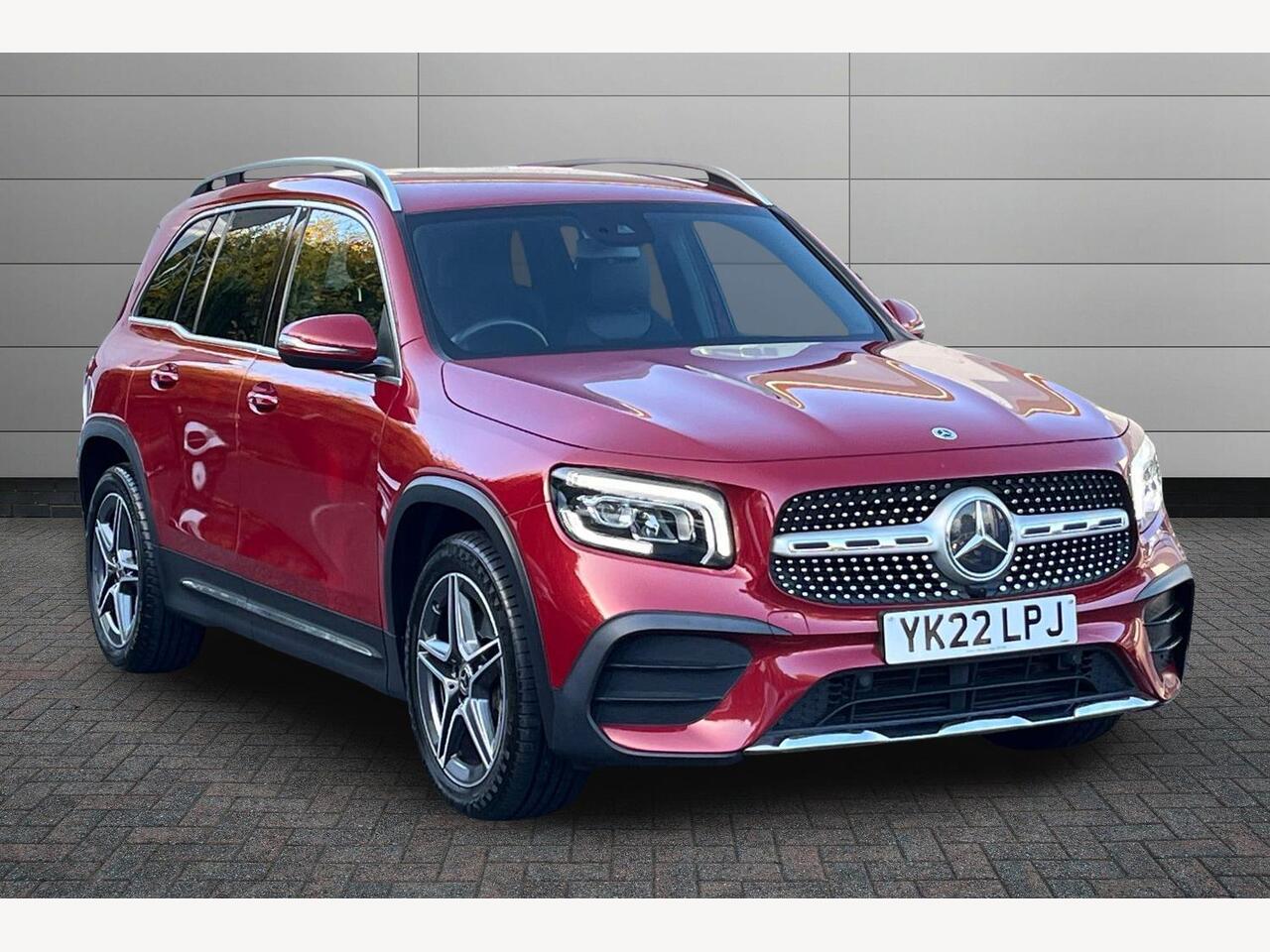 Main listing image - Mercedes-Benz GLB