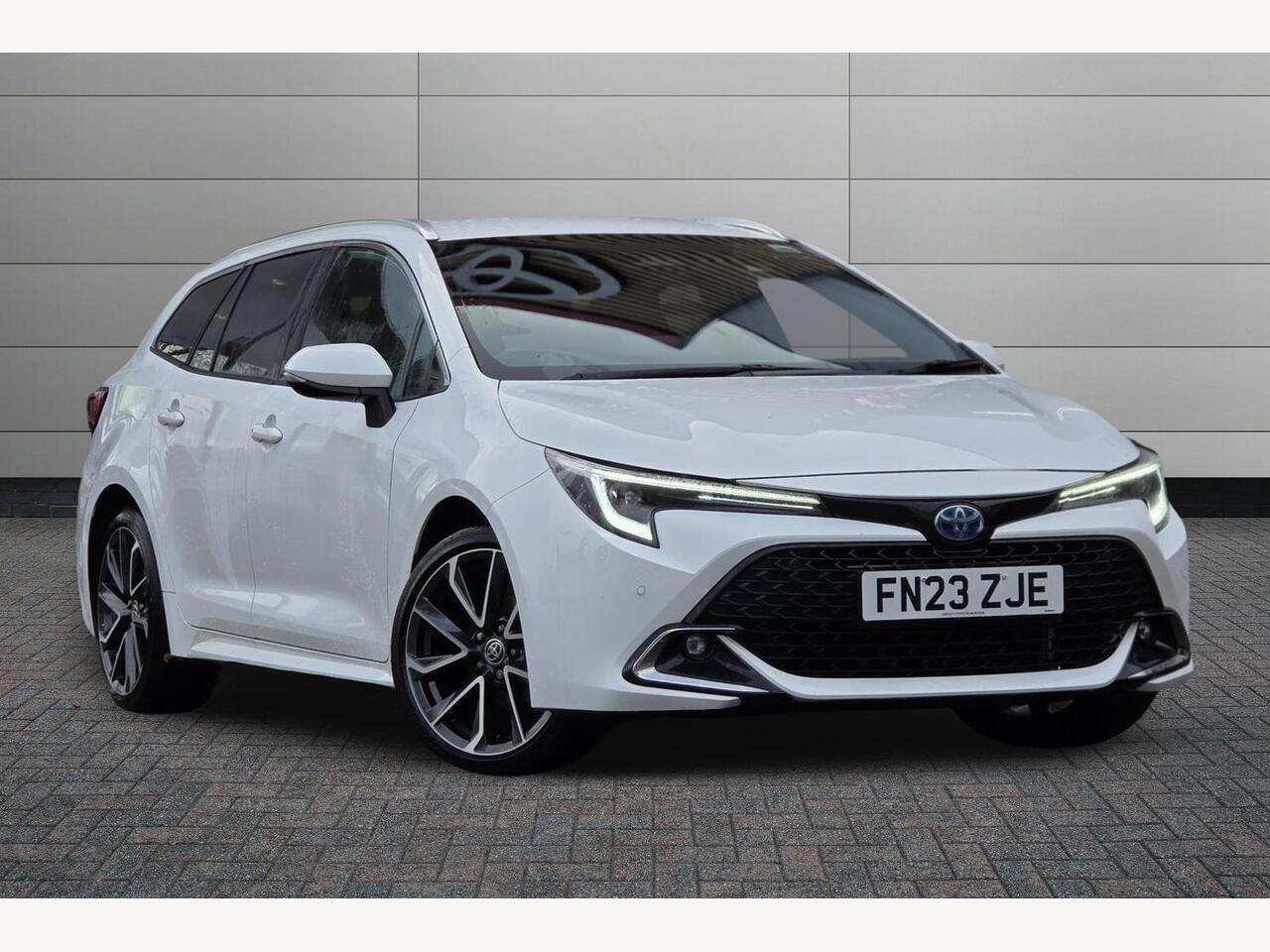 Main listing image - Toyota Corolla Touring Sport