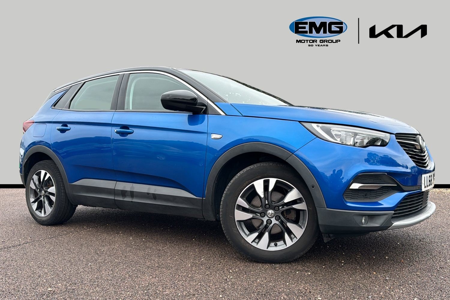 Main listing image - Vauxhall Grandland X