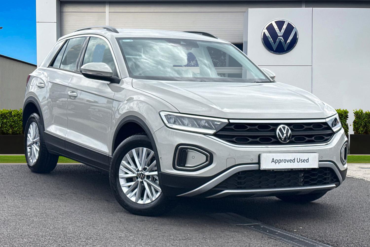 Main listing image - Volkswagen T-Roc