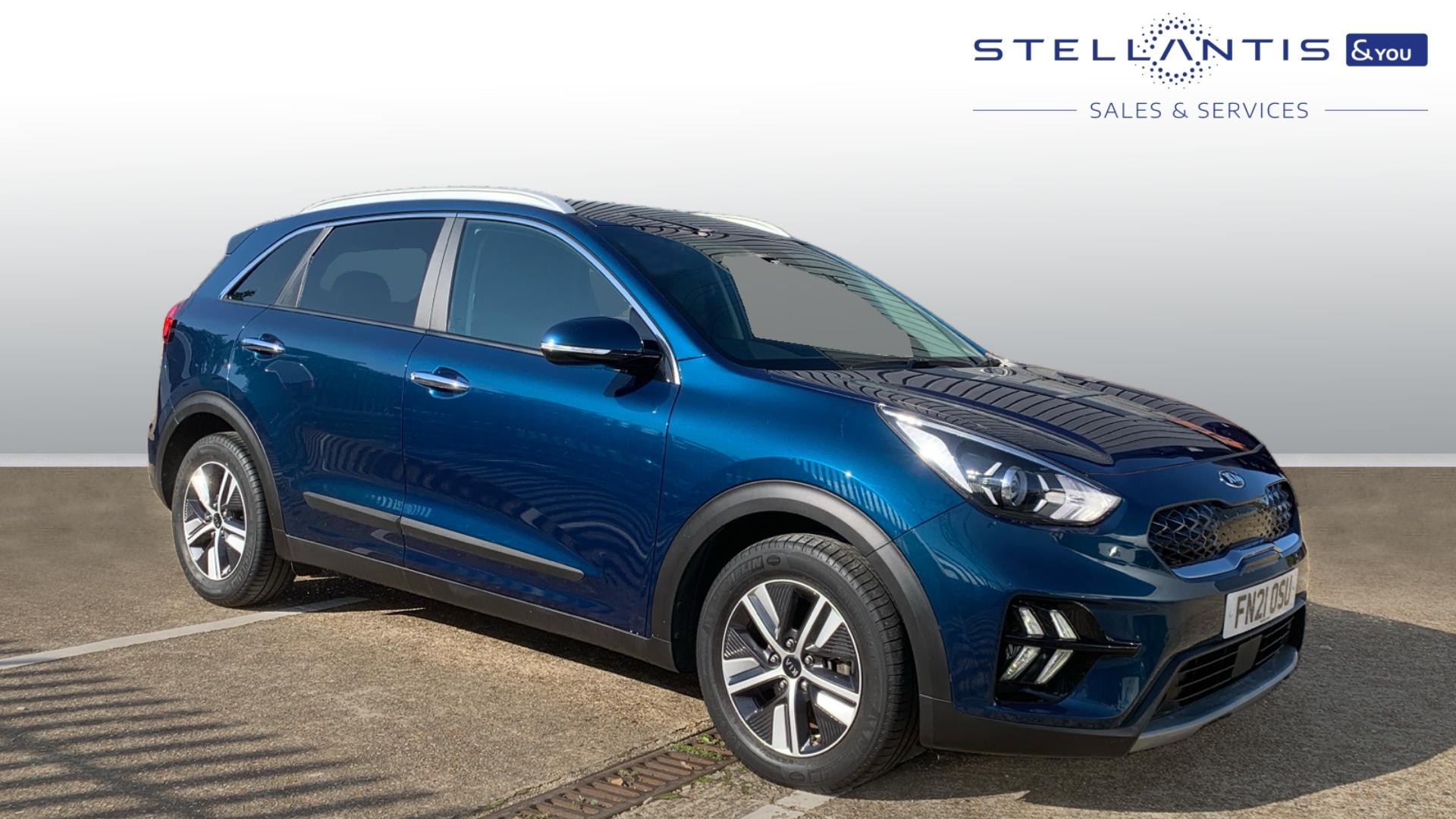 Main listing image - Kia Niro