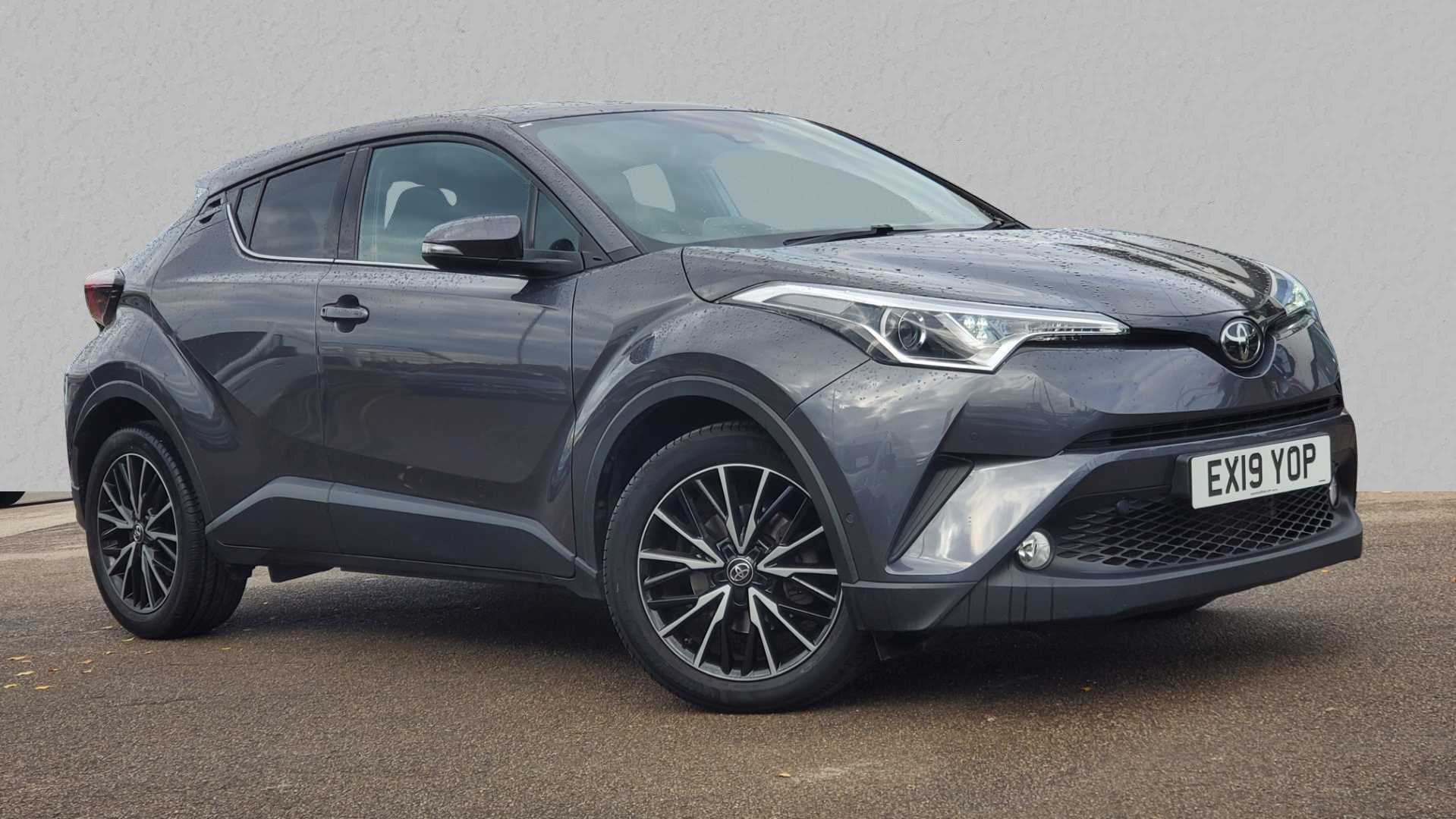 Main listing image - Toyota C-HR