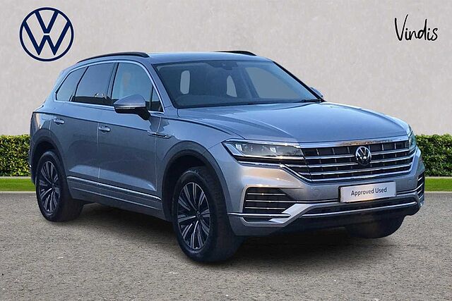 Main listing image - Volkswagen Touareg