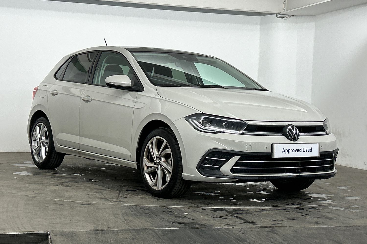 Main listing image - Volkswagen Polo
