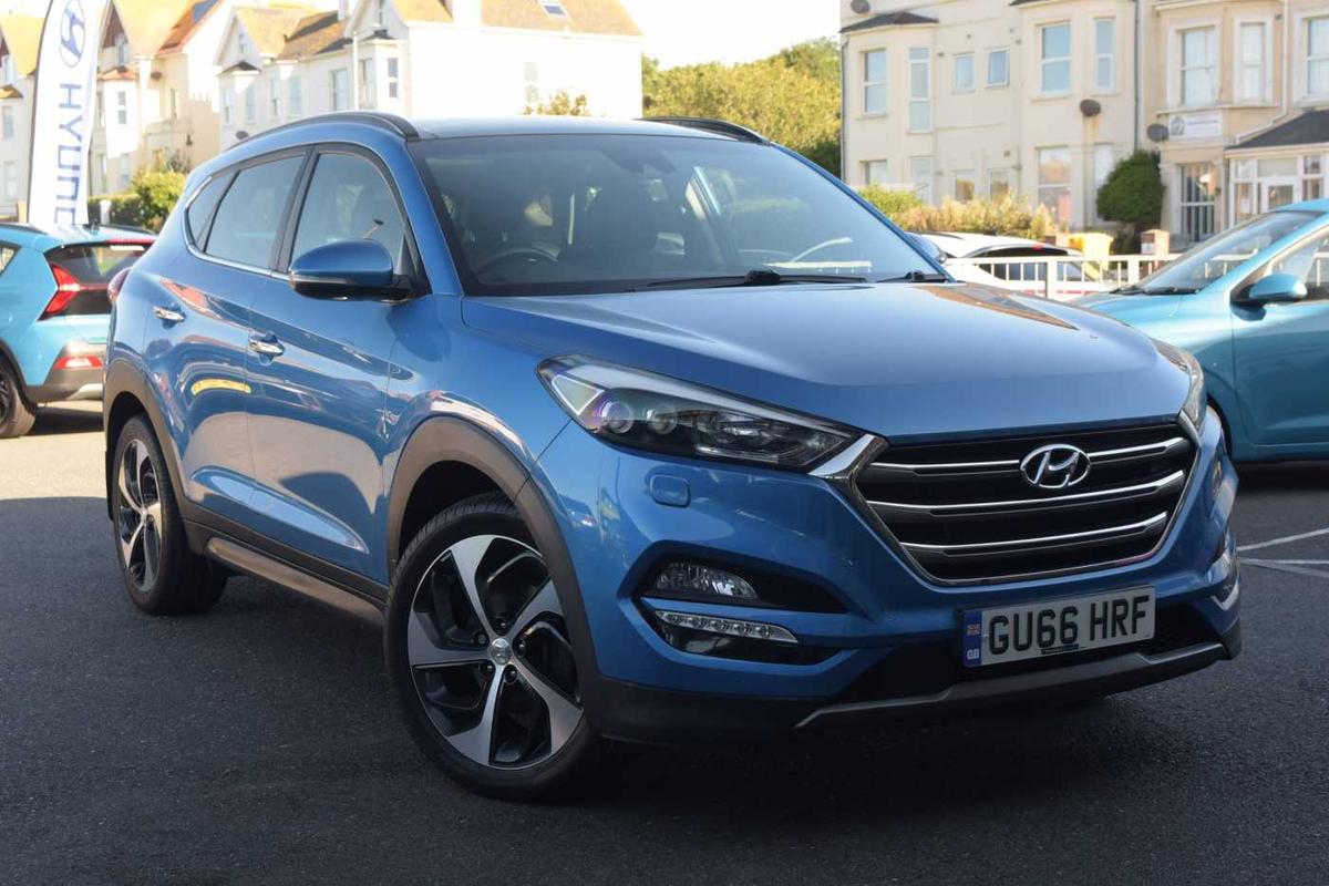 Main listing image - Hyundai Tucson