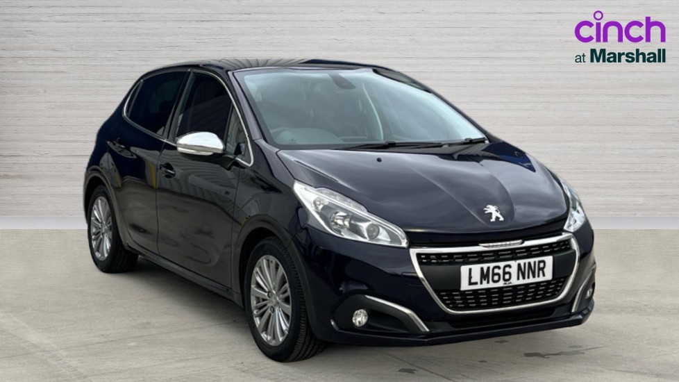 Main listing image - Peugeot 208