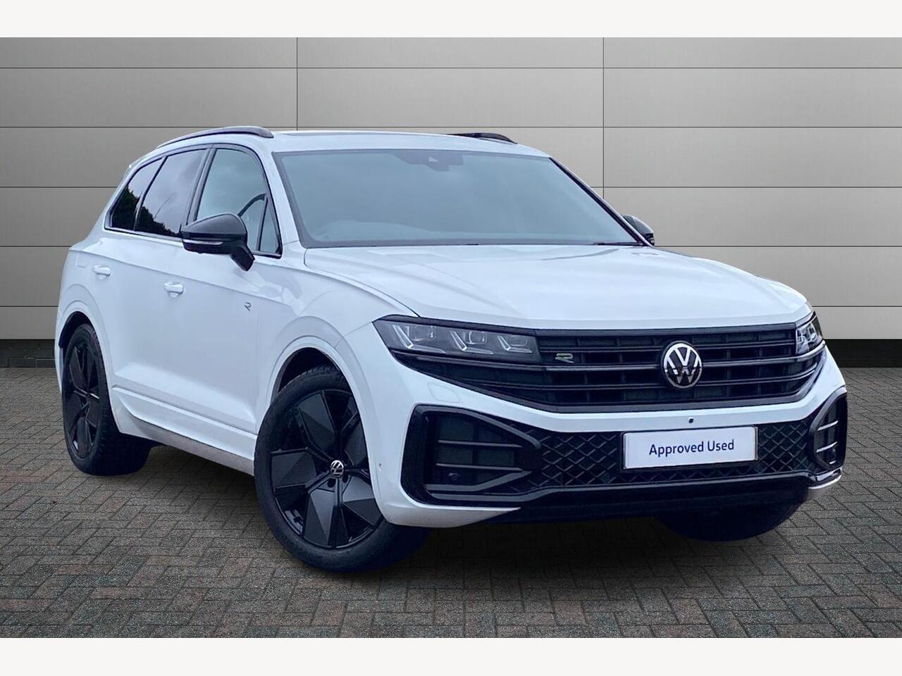 Main listing image - Volkswagen Touareg