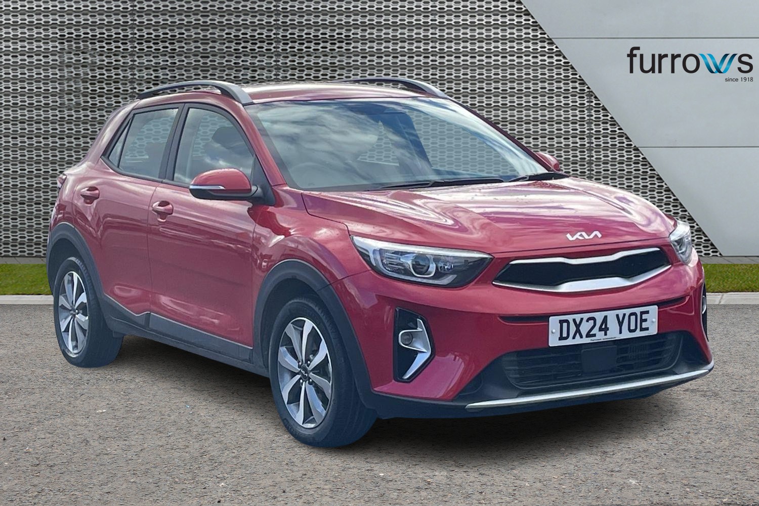 Main listing image - Kia Stonic