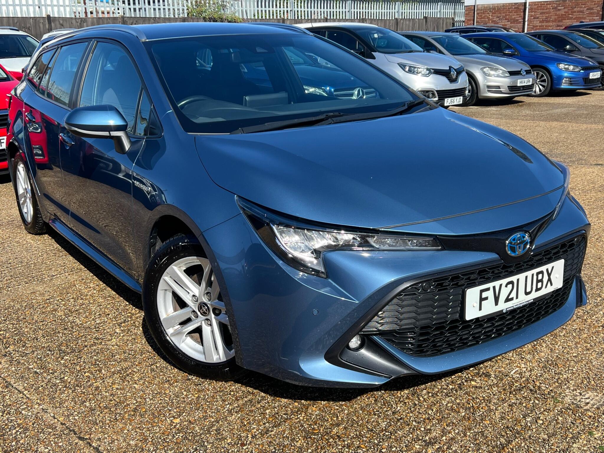 Main listing image - Toyota Corolla Touring Sport