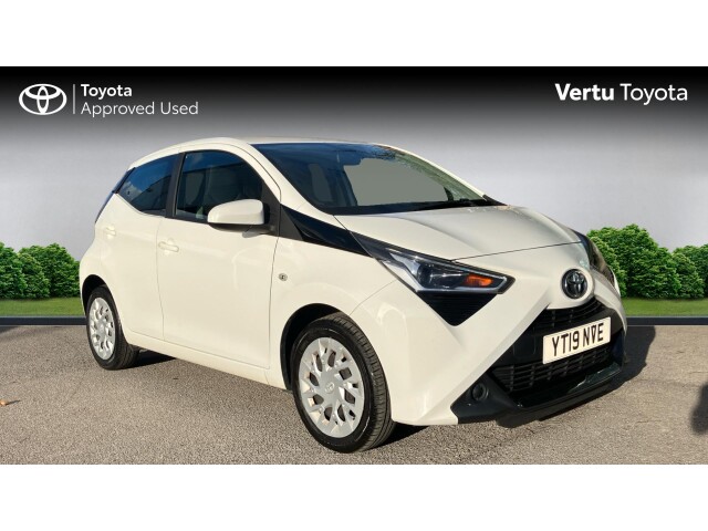 Main listing image - Toyota Aygo