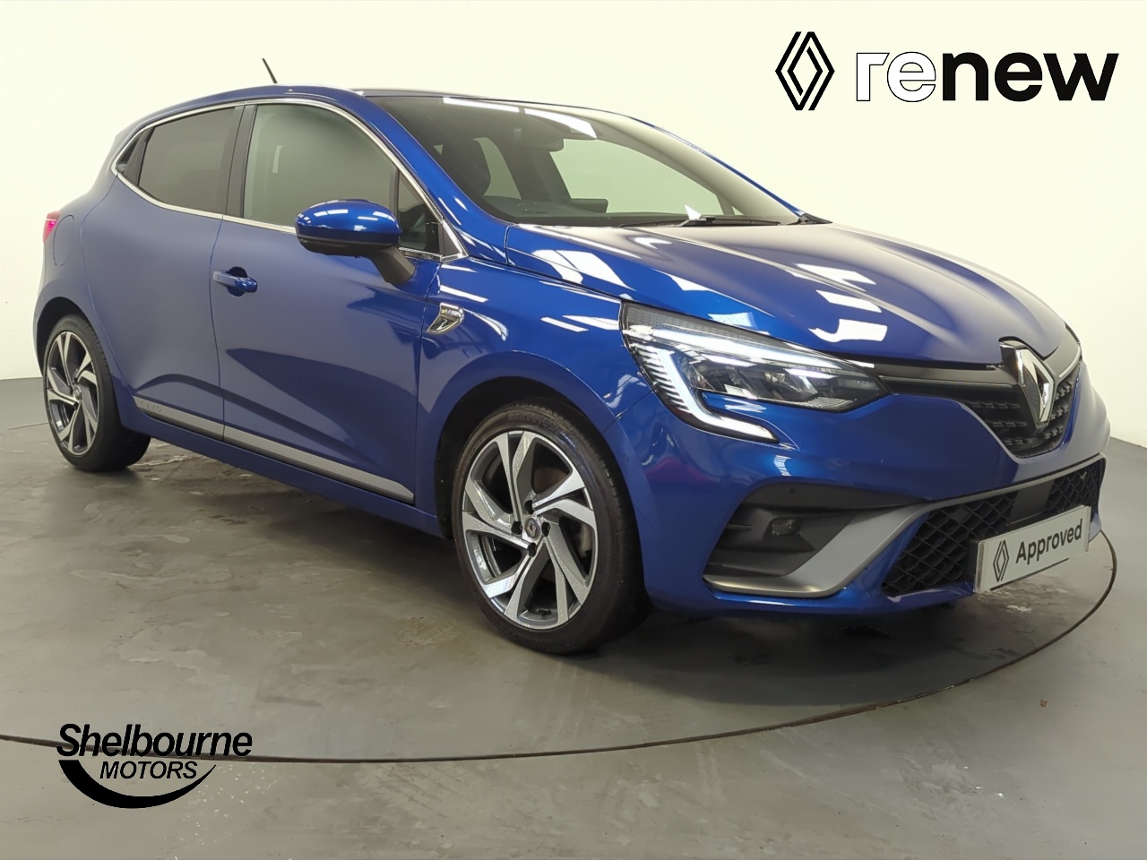 Main listing image - Renault Clio