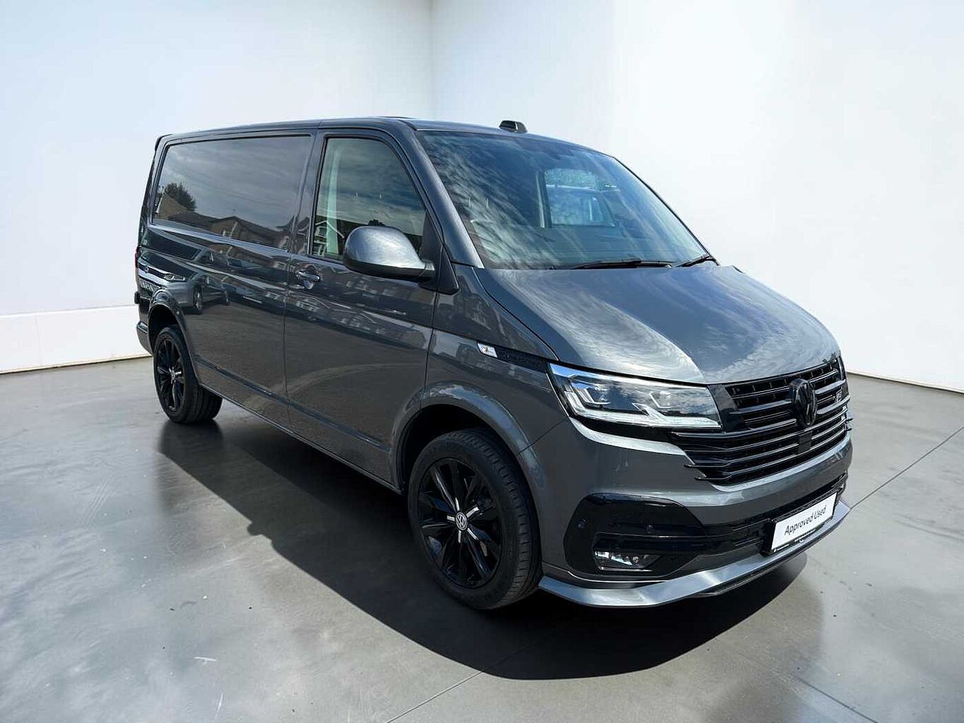 Main listing image - Volkswagen Transporter