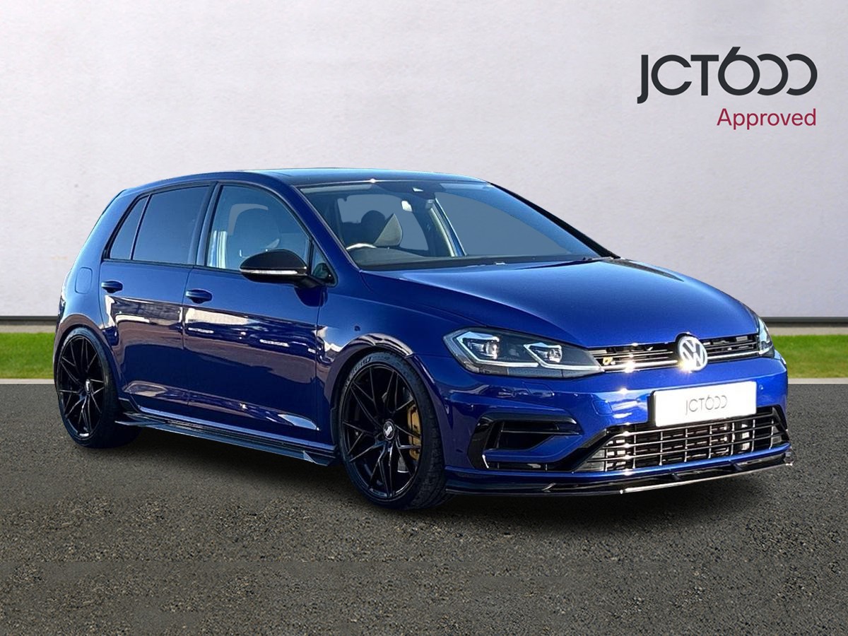 Main listing image - Volkswagen Golf R