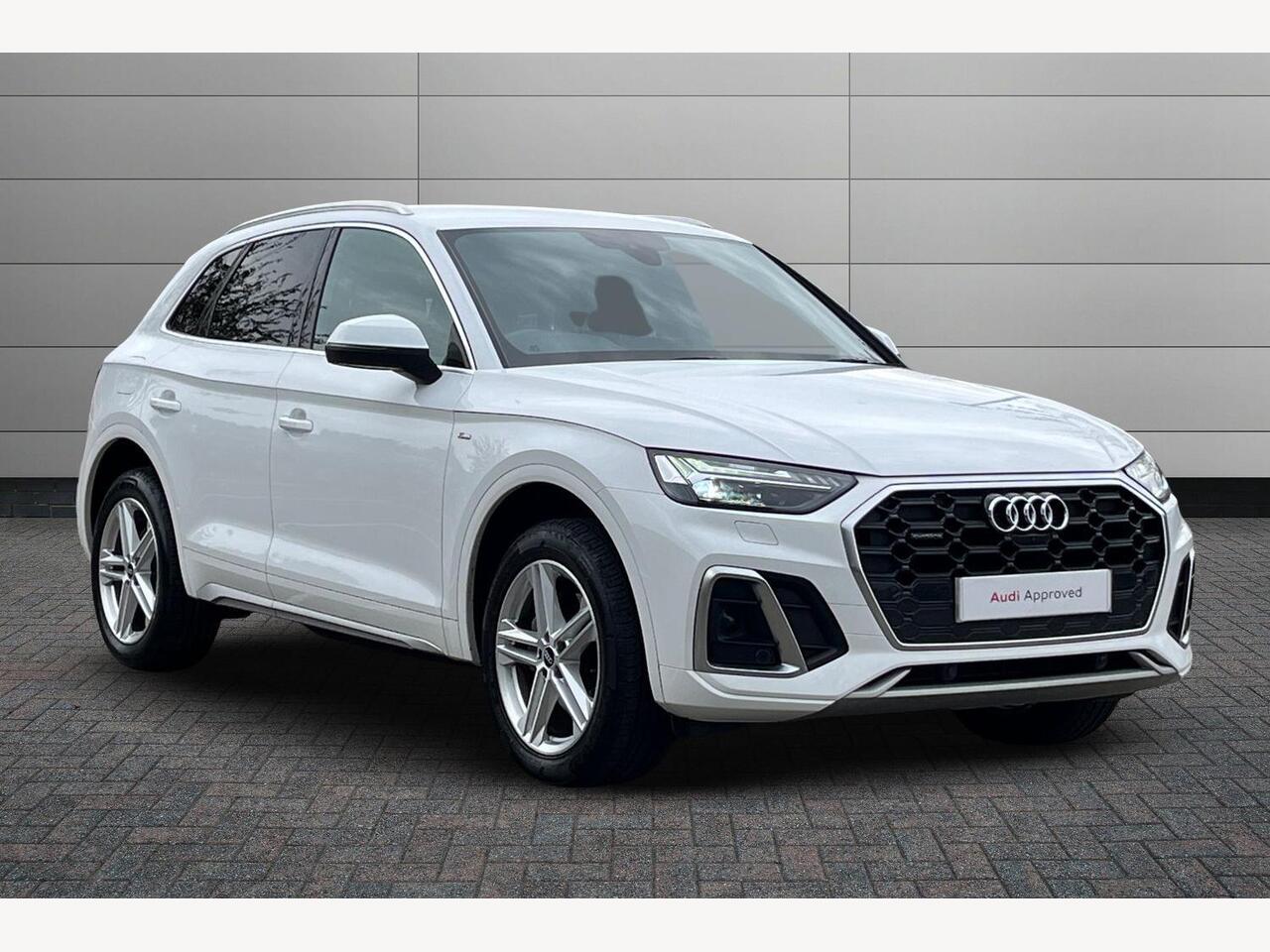 Main listing image - Audi Q5