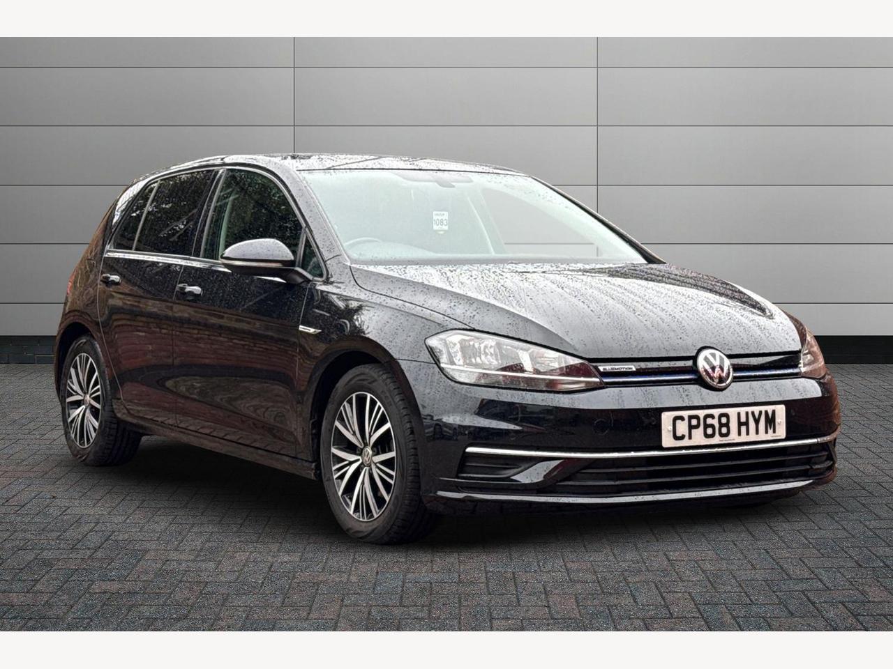 Main listing image - Volkswagen Golf