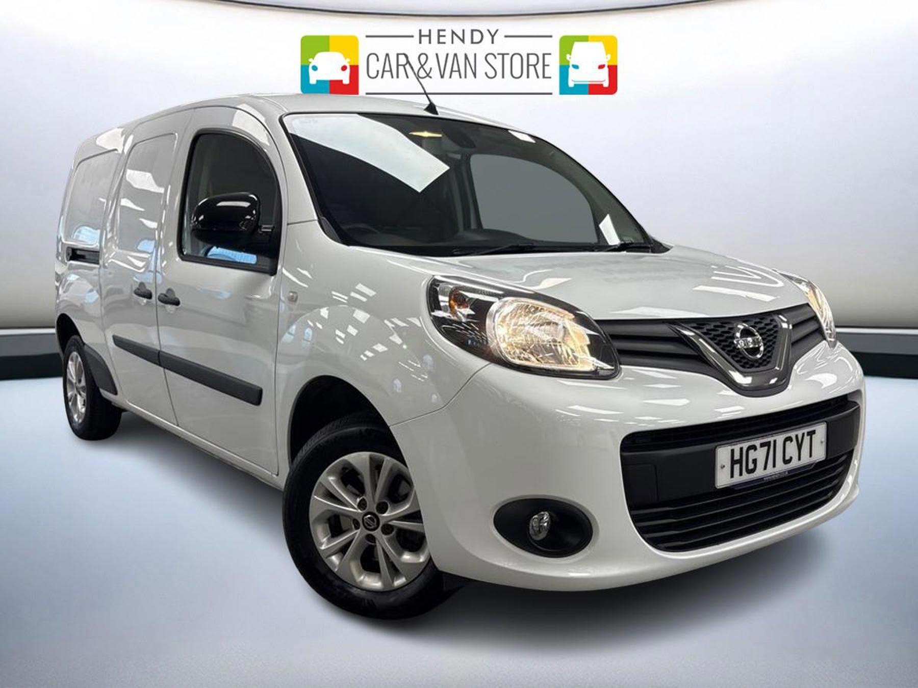 Main listing image - Nissan NV250