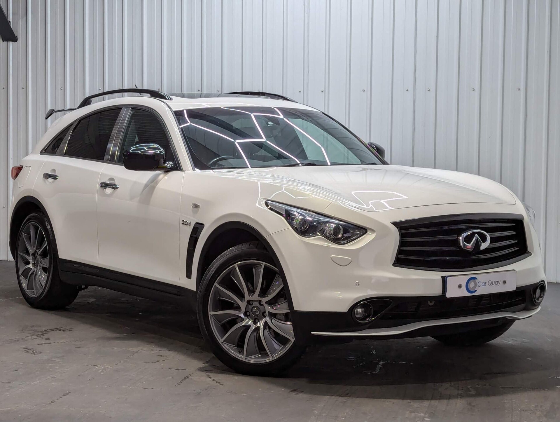 Main listing image - Infiniti QX70