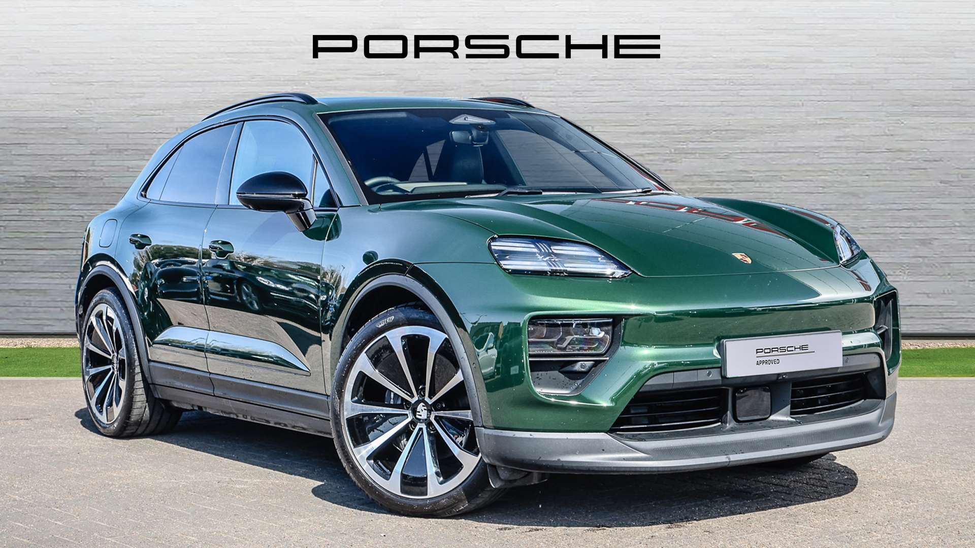 Main listing image - Porsche Macan