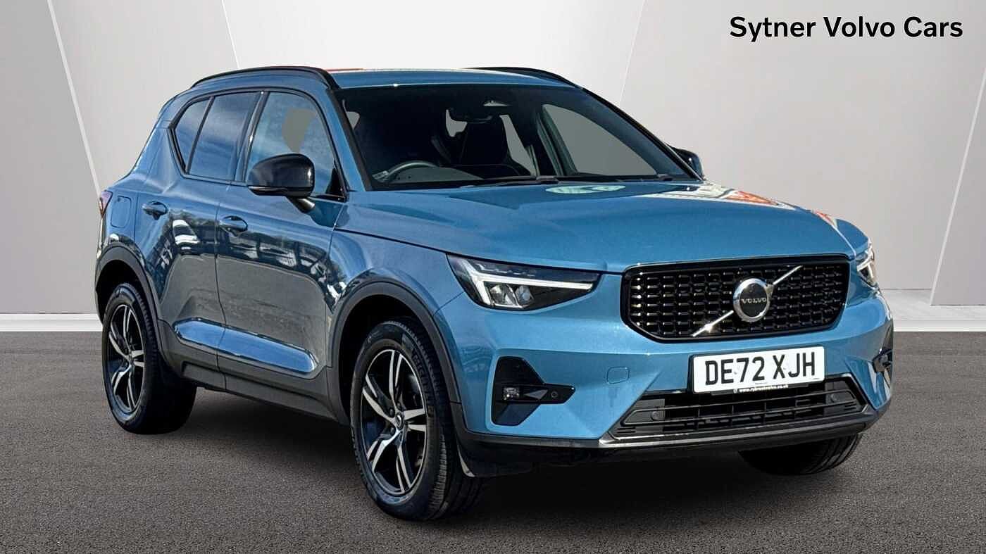 Main listing image - Volvo XC40