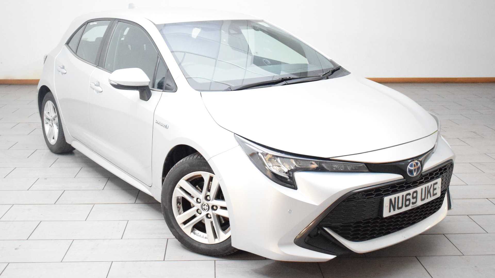 Main listing image - Toyota Corolla