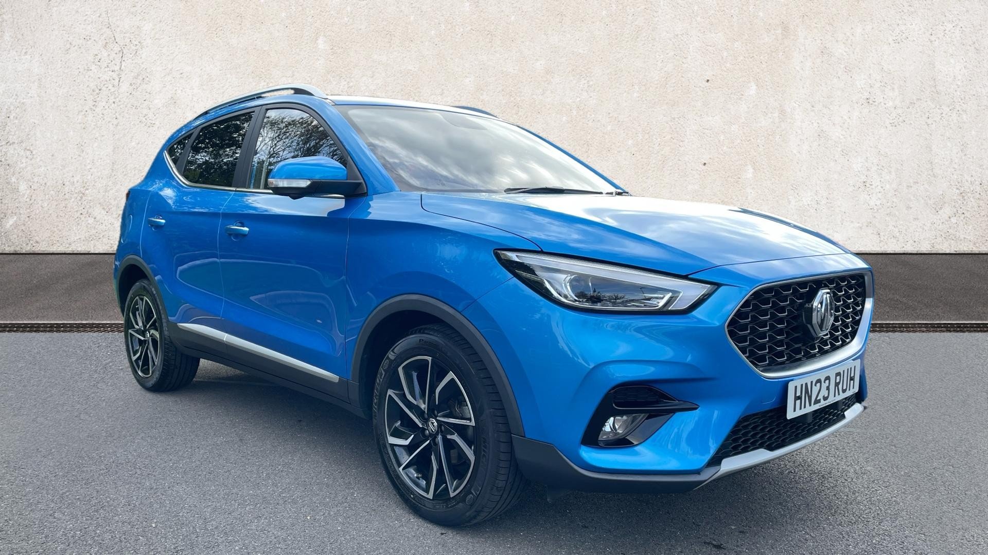 Main listing image - MG ZS
