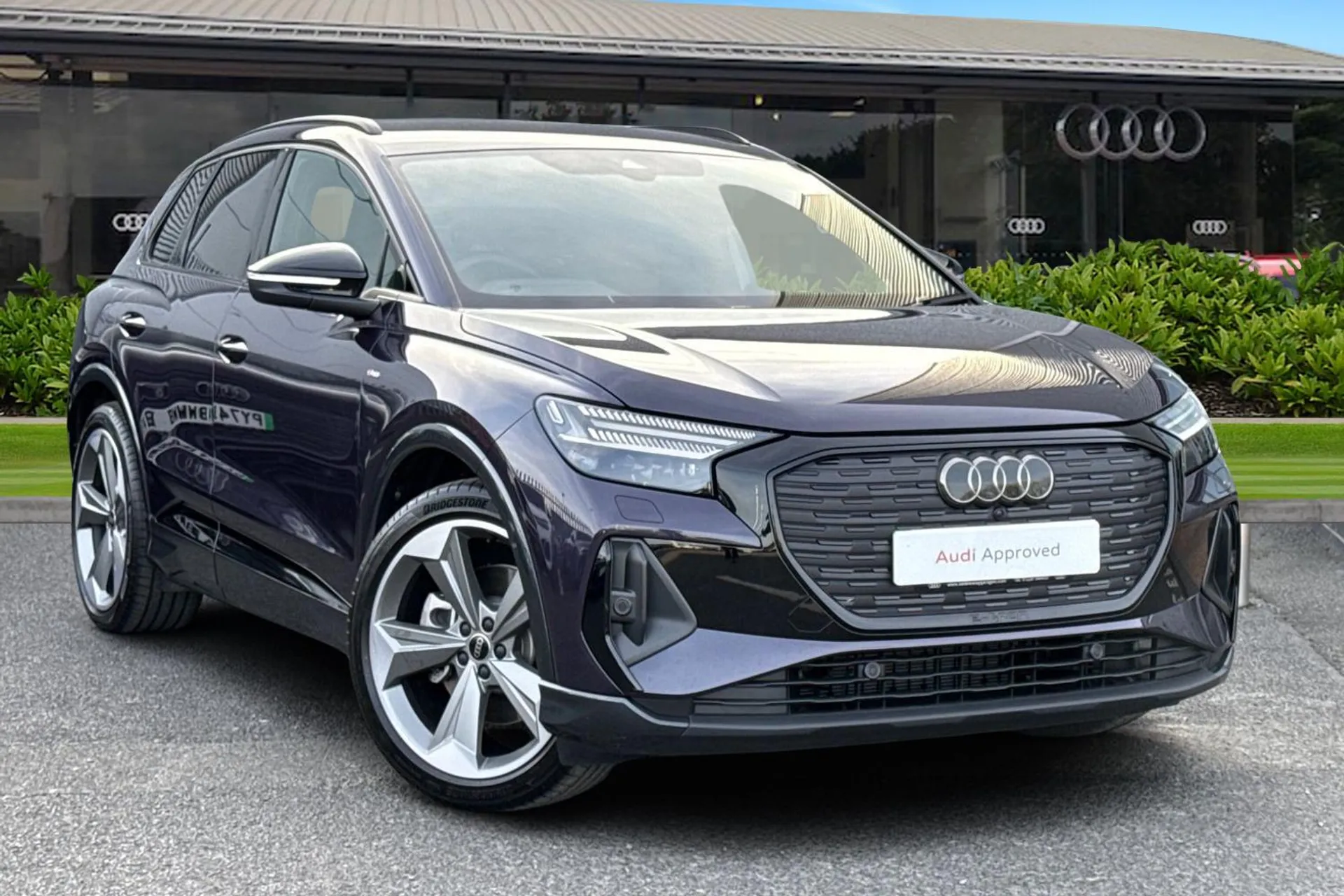 Main listing image - Audi Q4