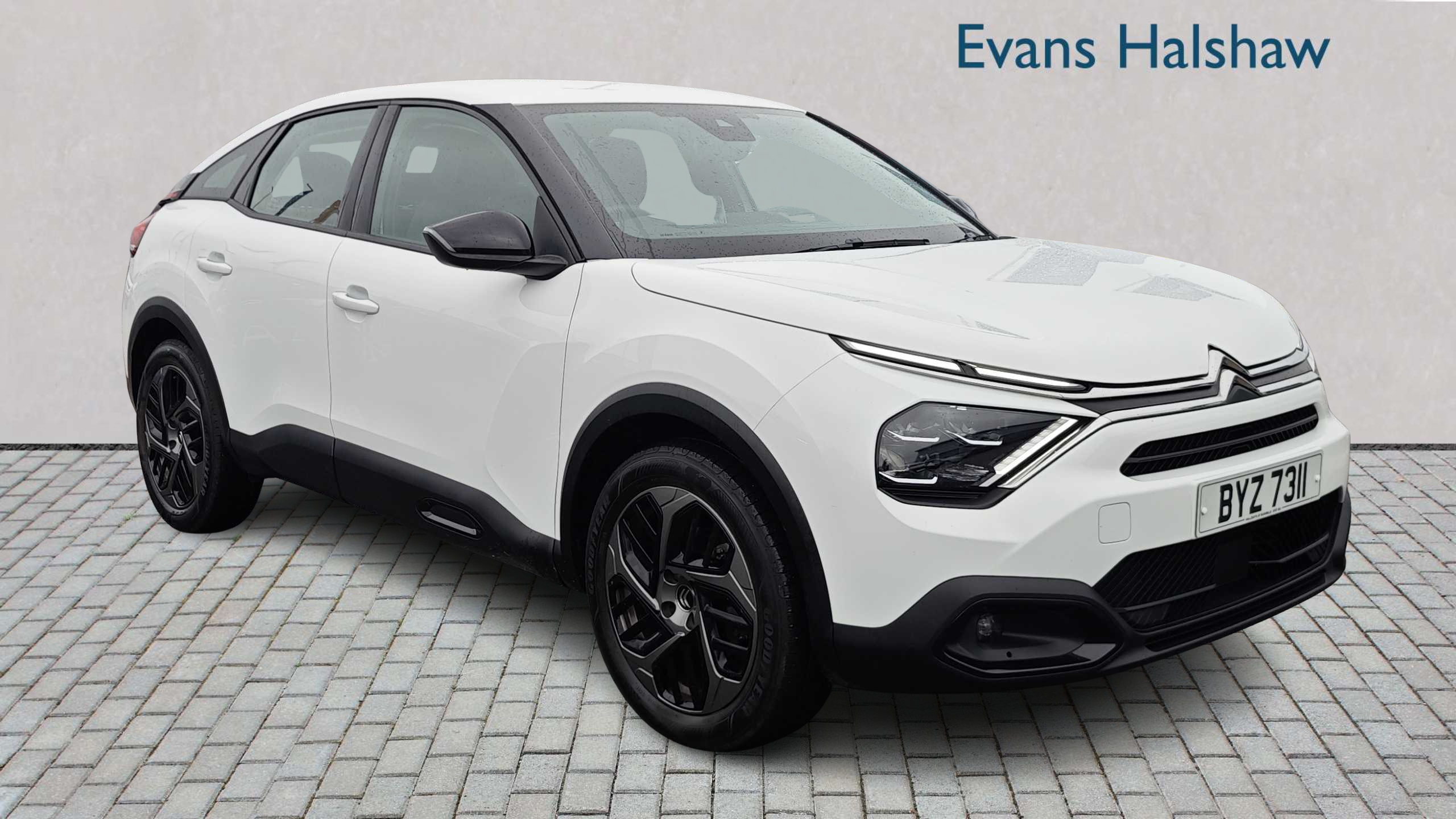 Main listing image - Citroen C4