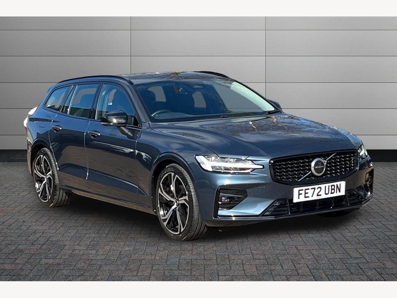 Main listing image - Volvo V60