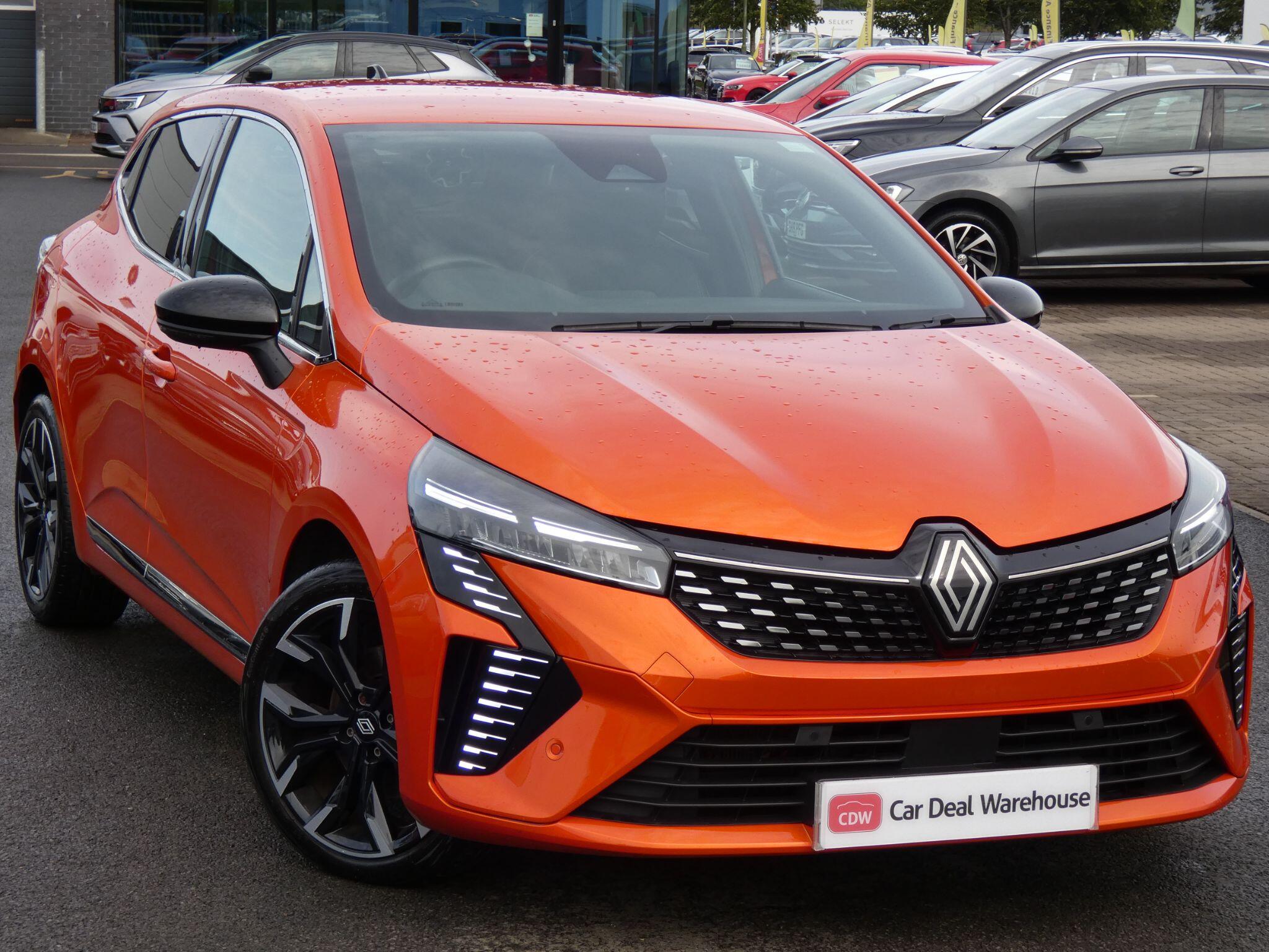 Main listing image - Renault Clio