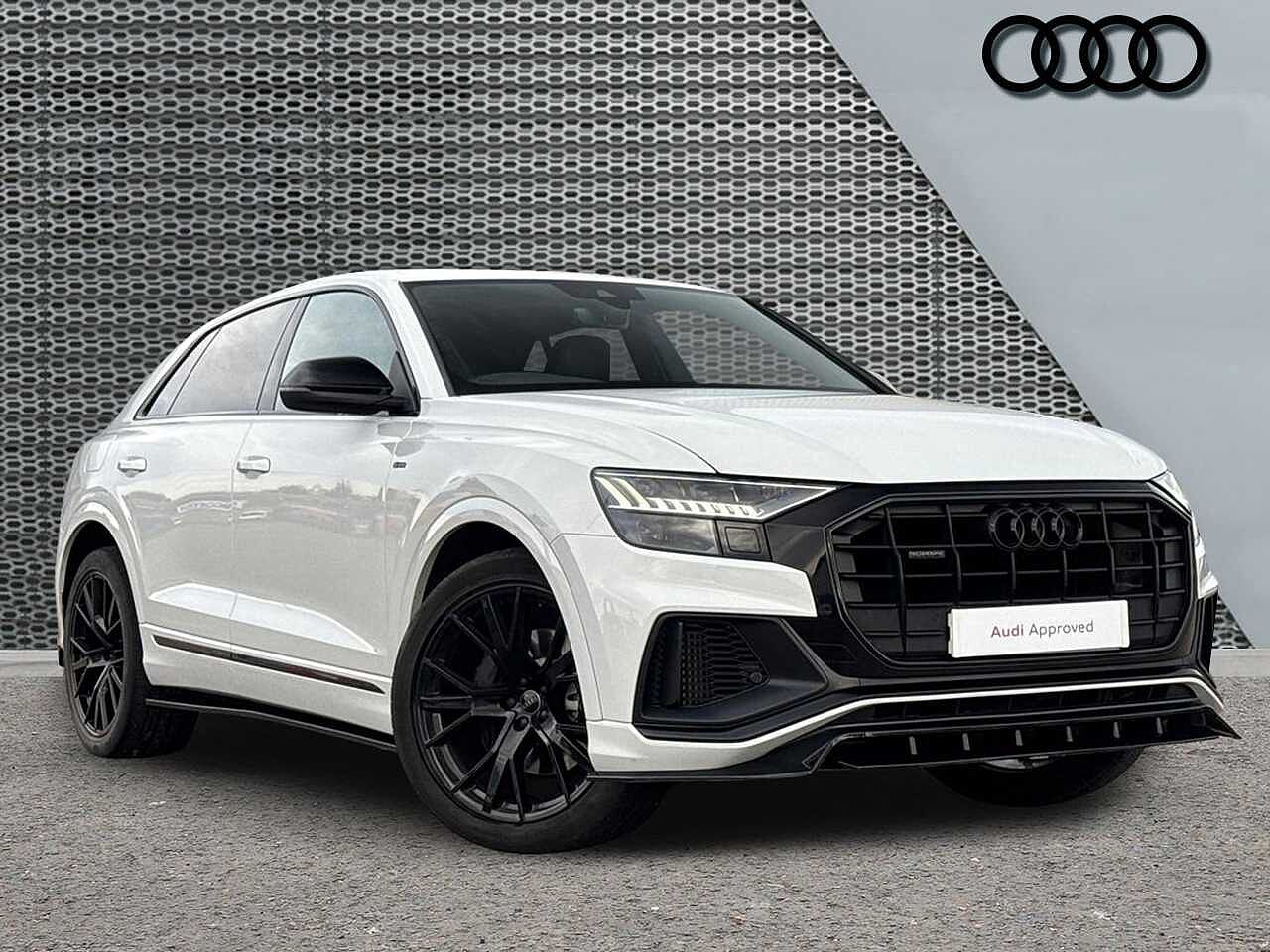 Main listing image - Audi Q8