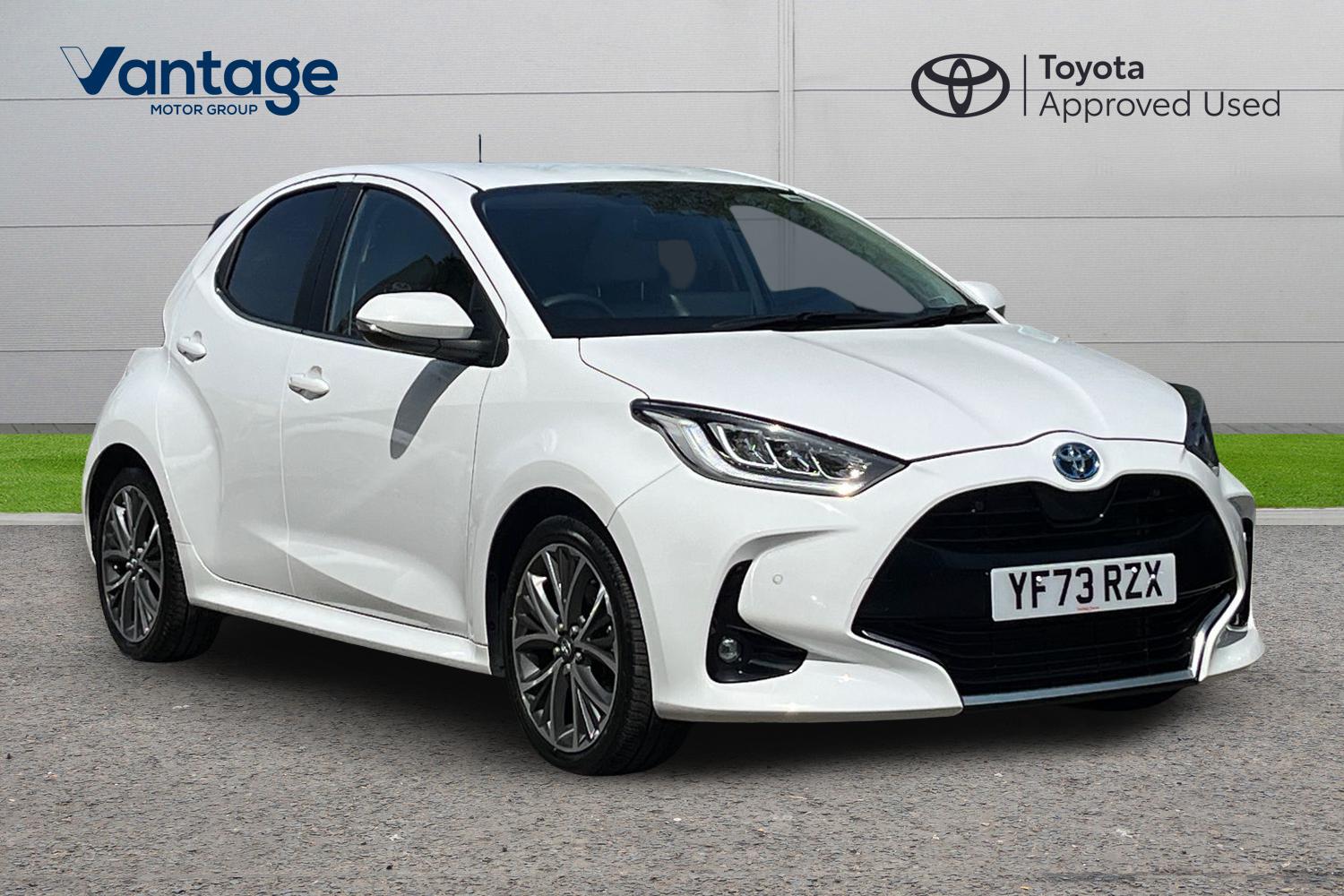 Main listing image - Toyota Yaris
