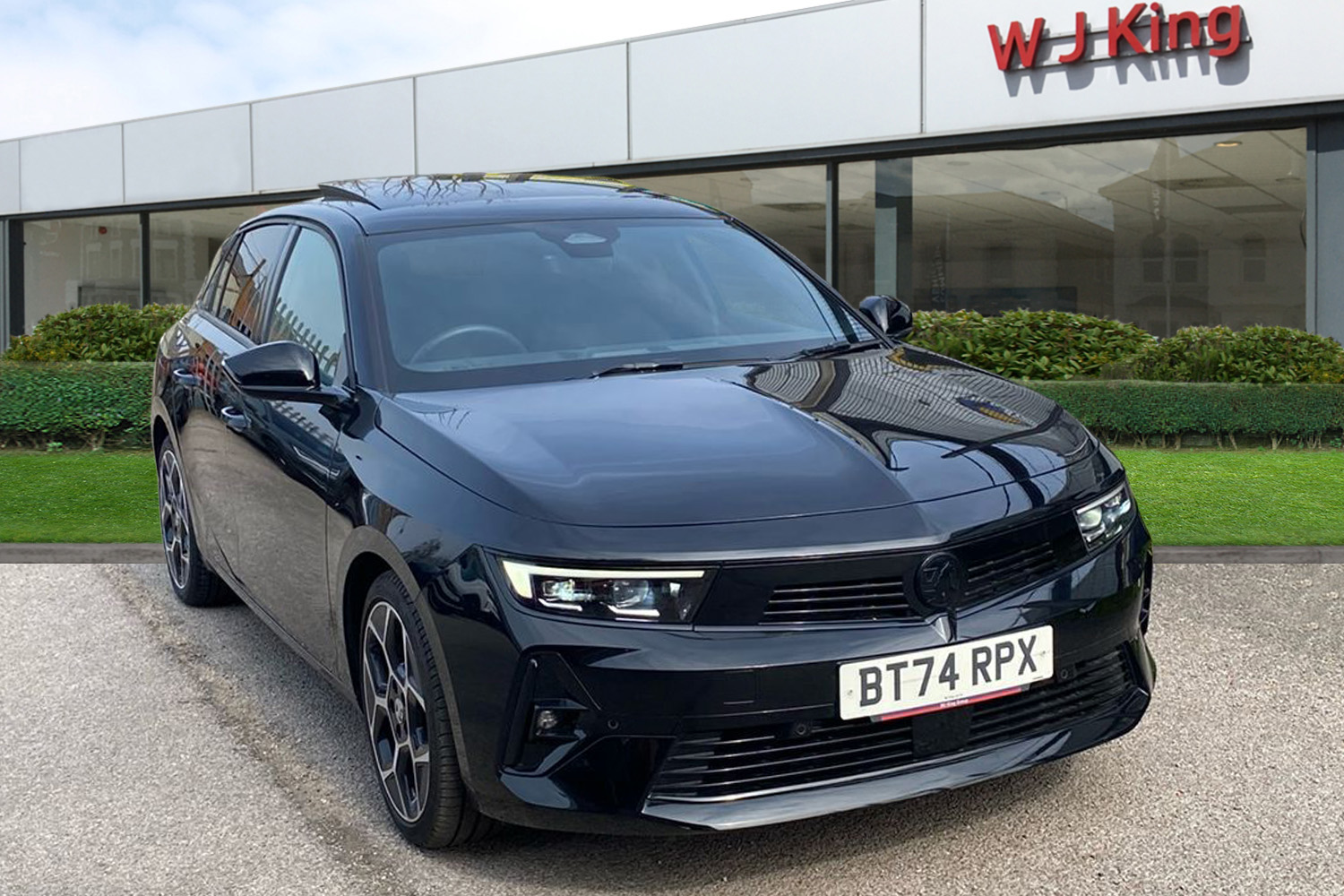 Main listing image - Vauxhall Astra