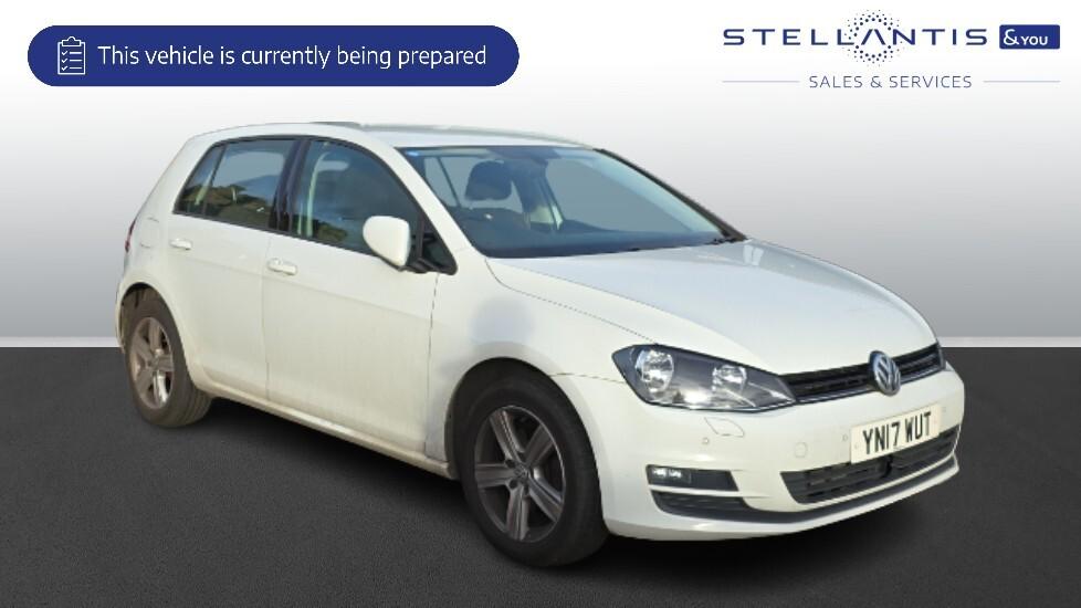 Main listing image - Volkswagen Golf