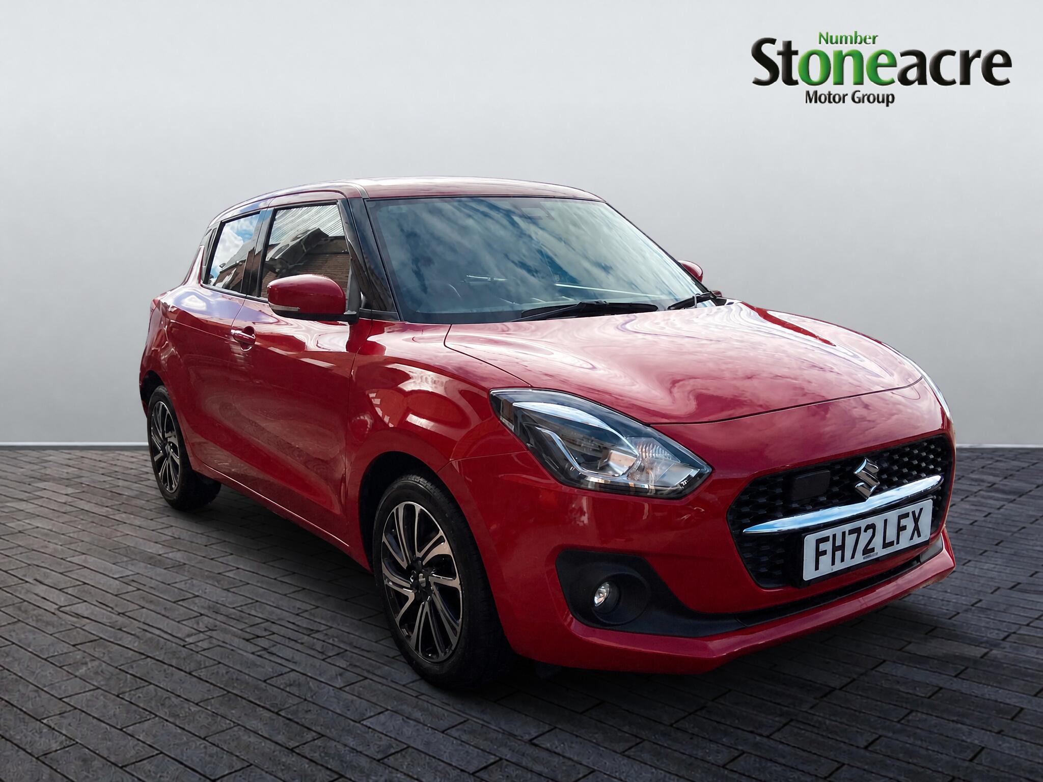 Main listing image - Suzuki Swift