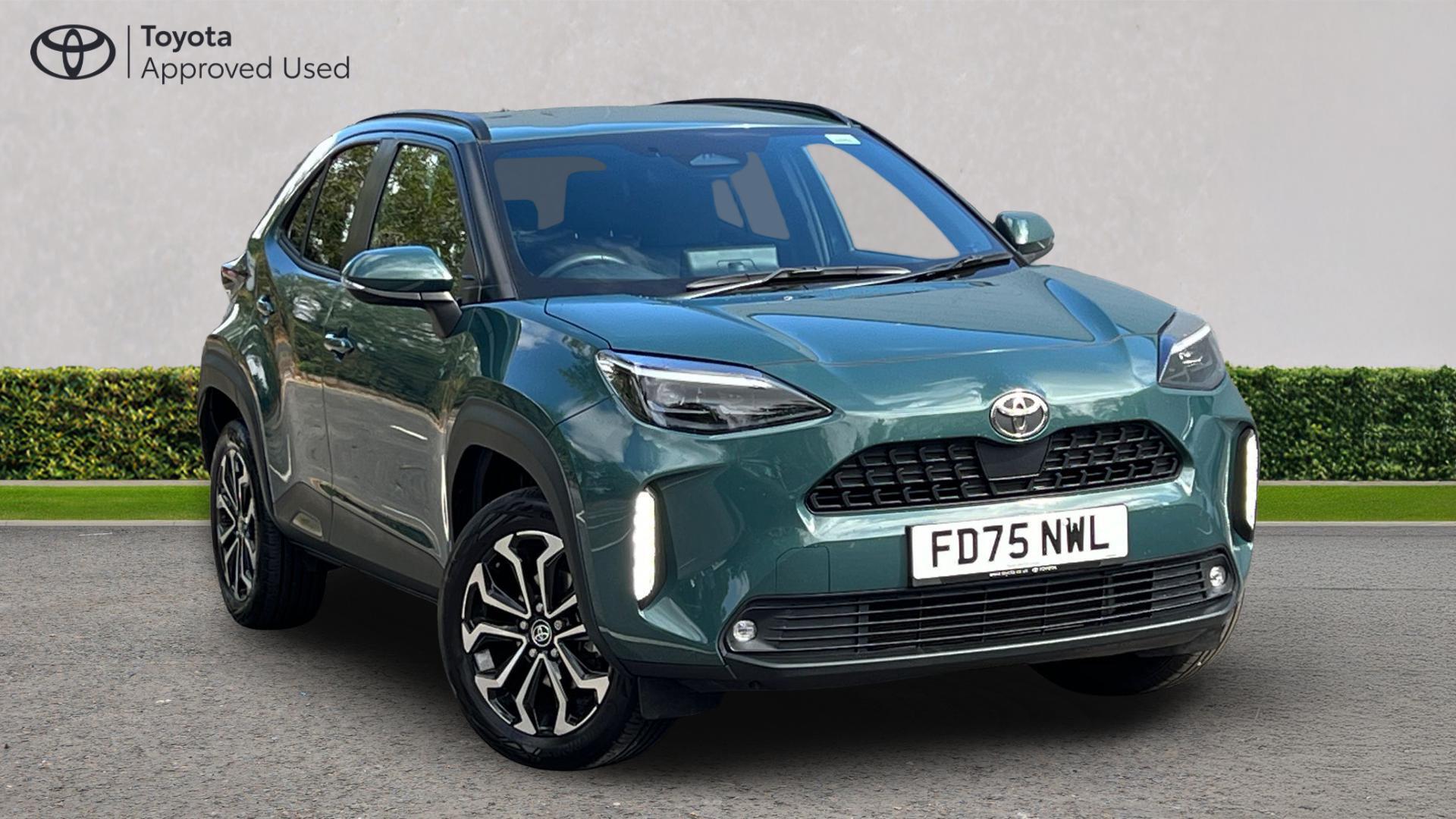 Main listing image - Toyota Yaris Cross
